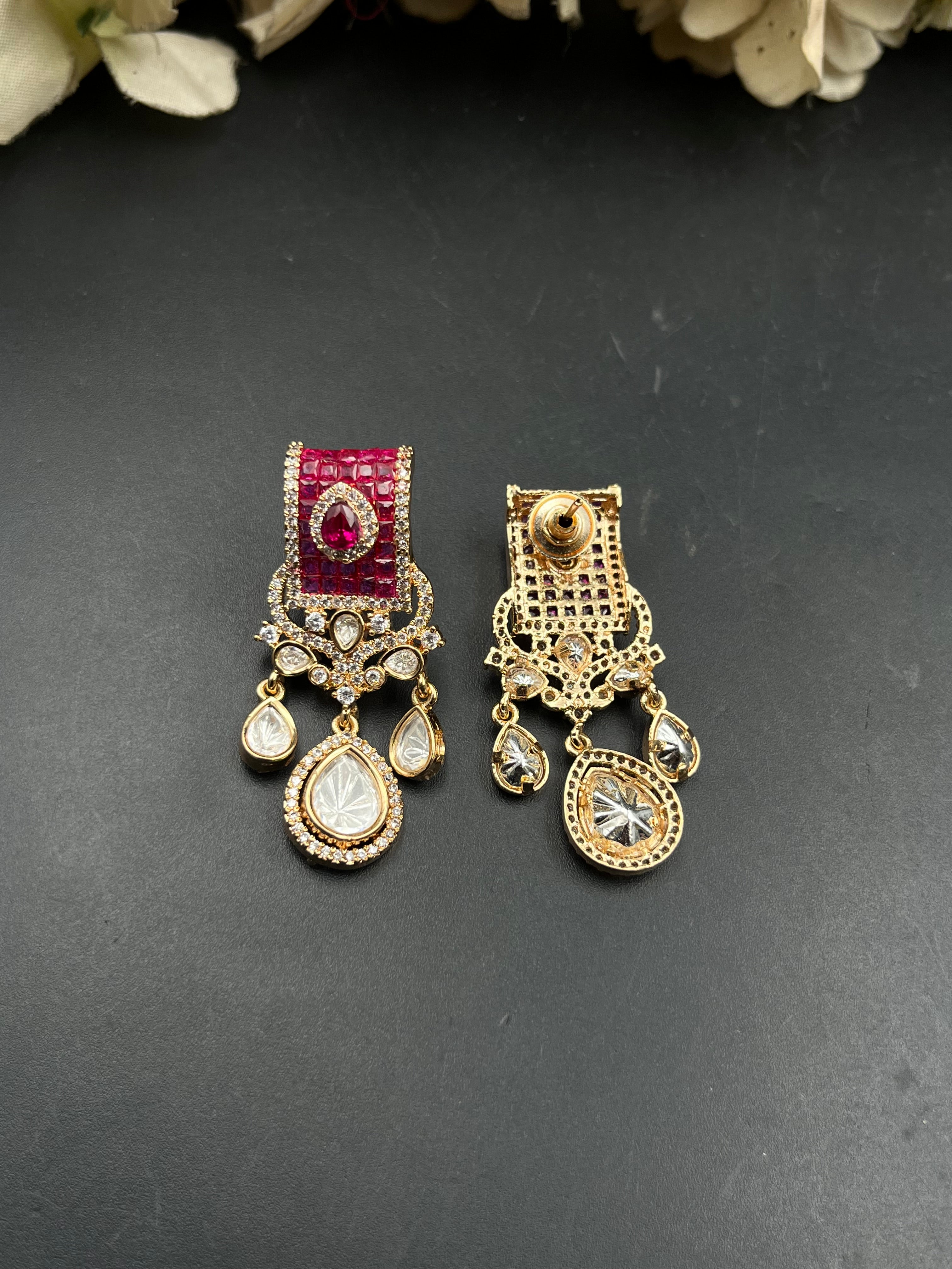 TIMA NECKLACE