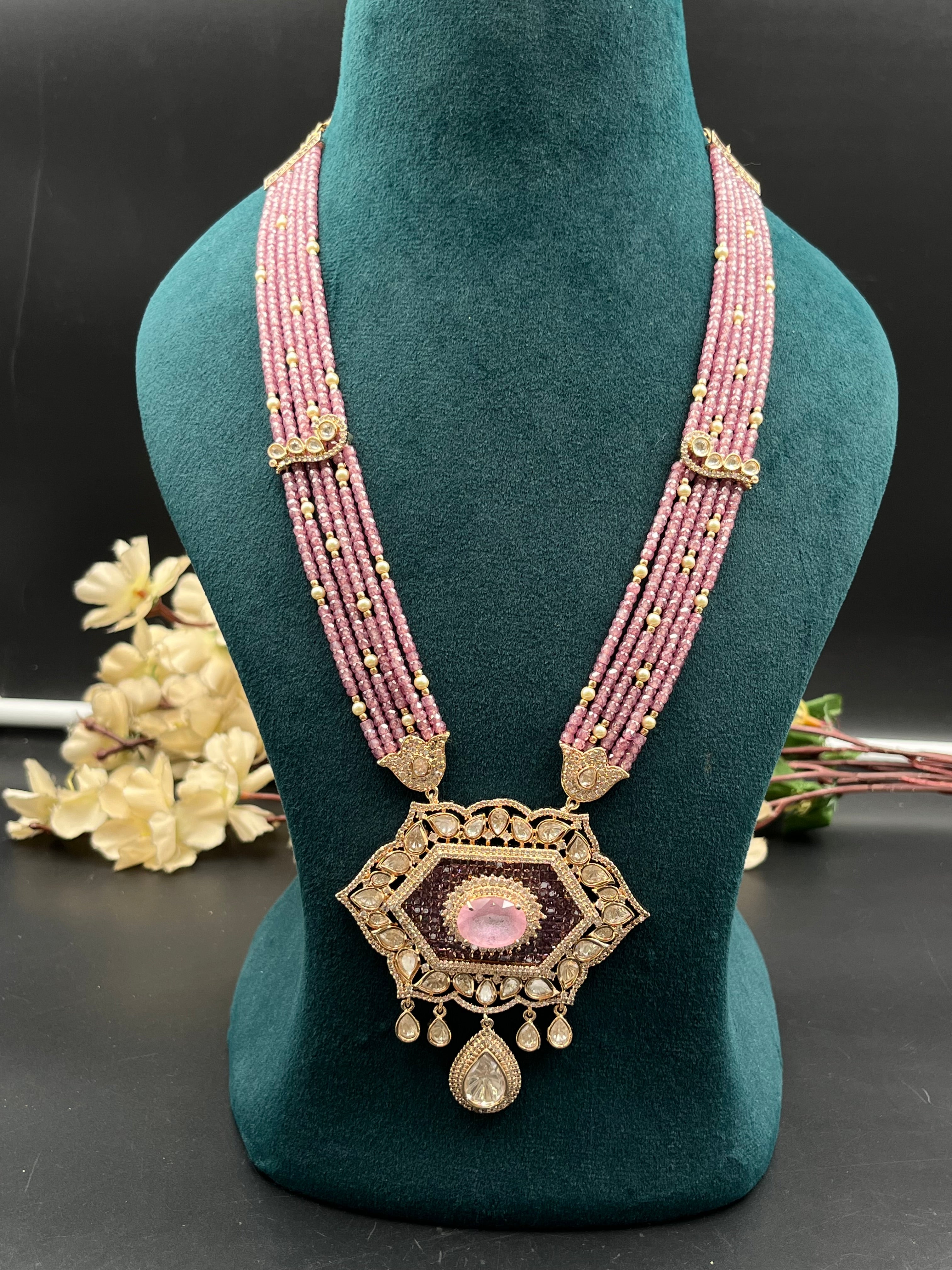 LAVU NECKLACE