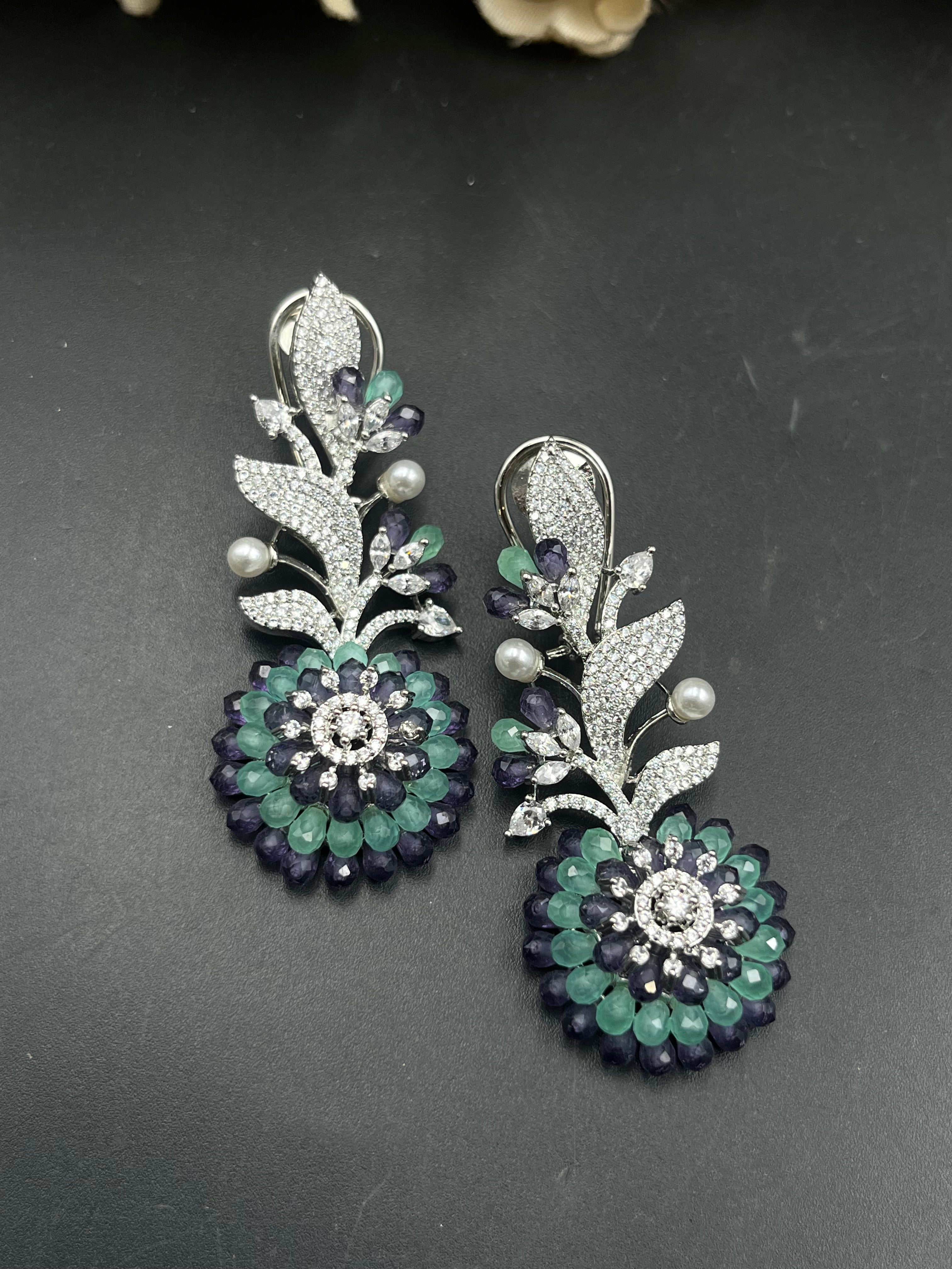 SUDA EARRING