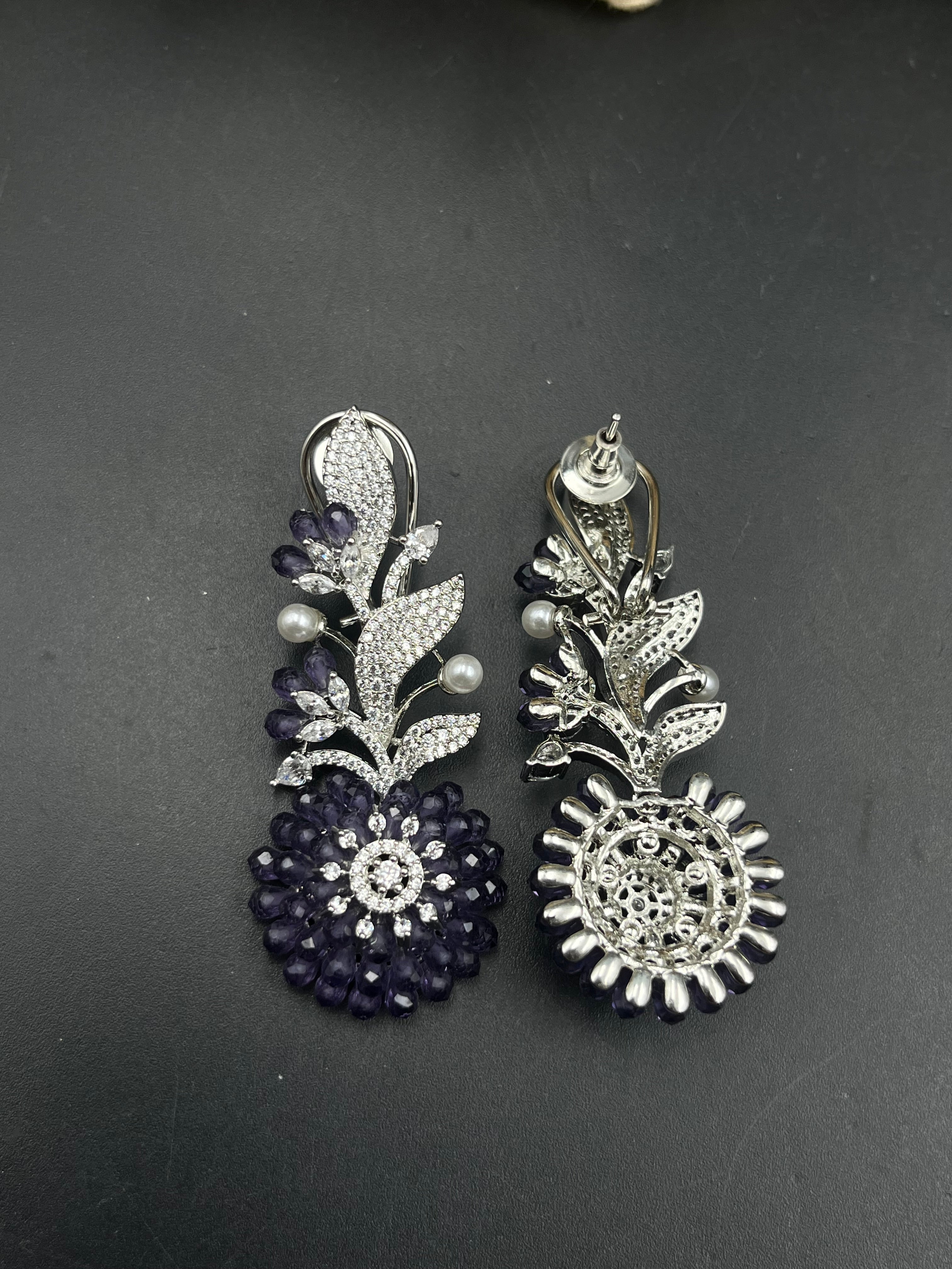 SUDA EARRING