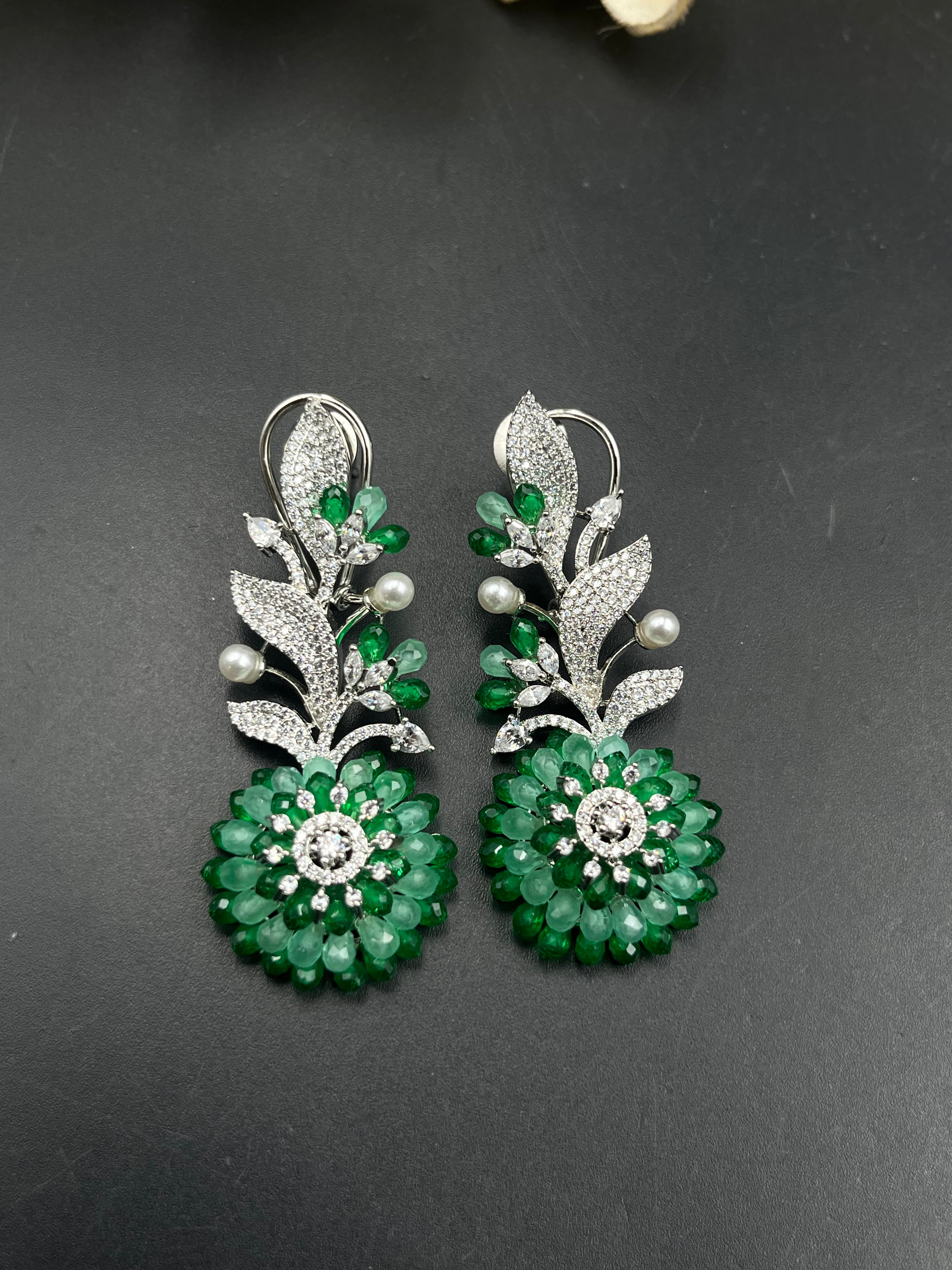 SUDA EARRING