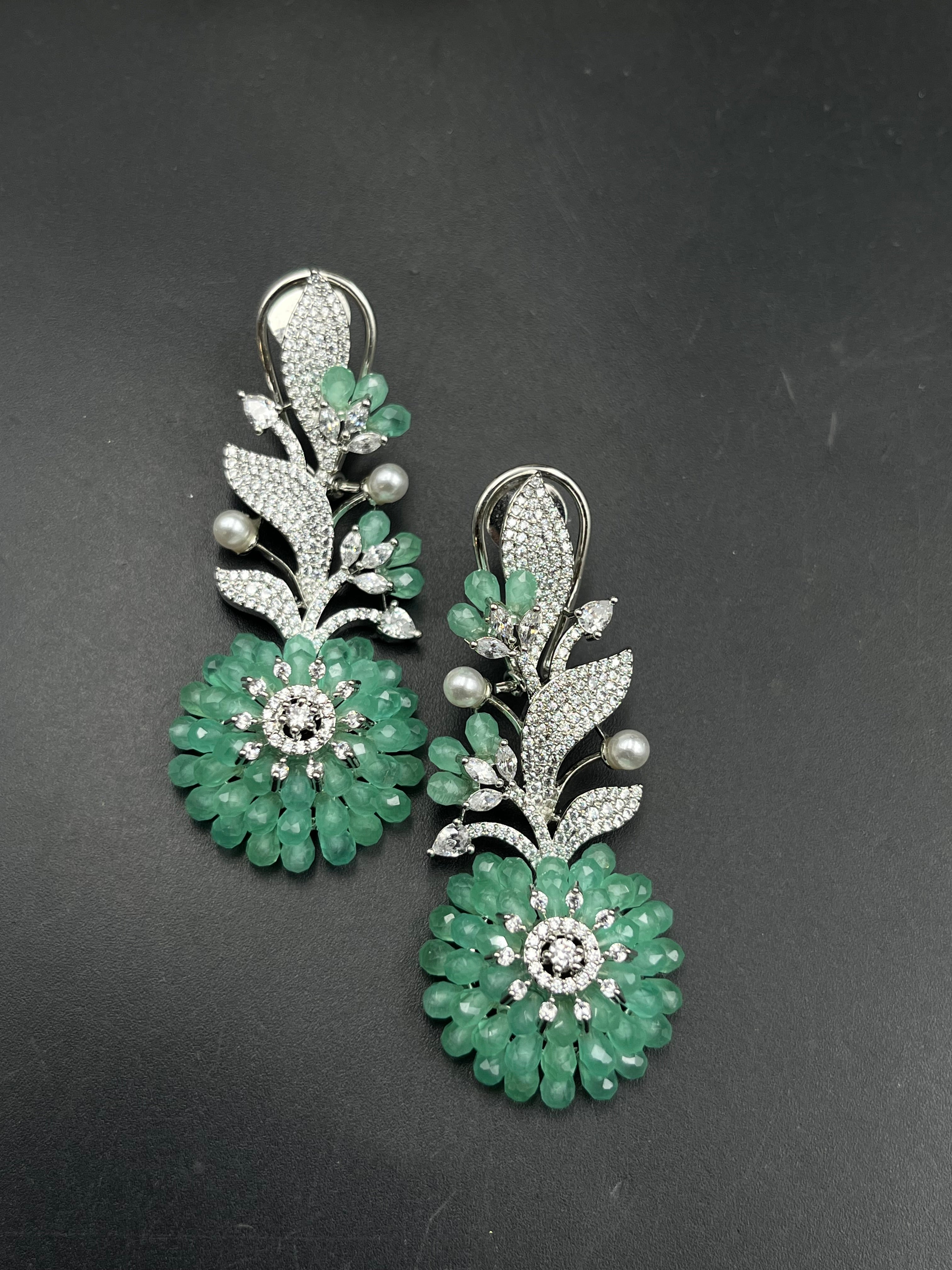 SUDA EARRING