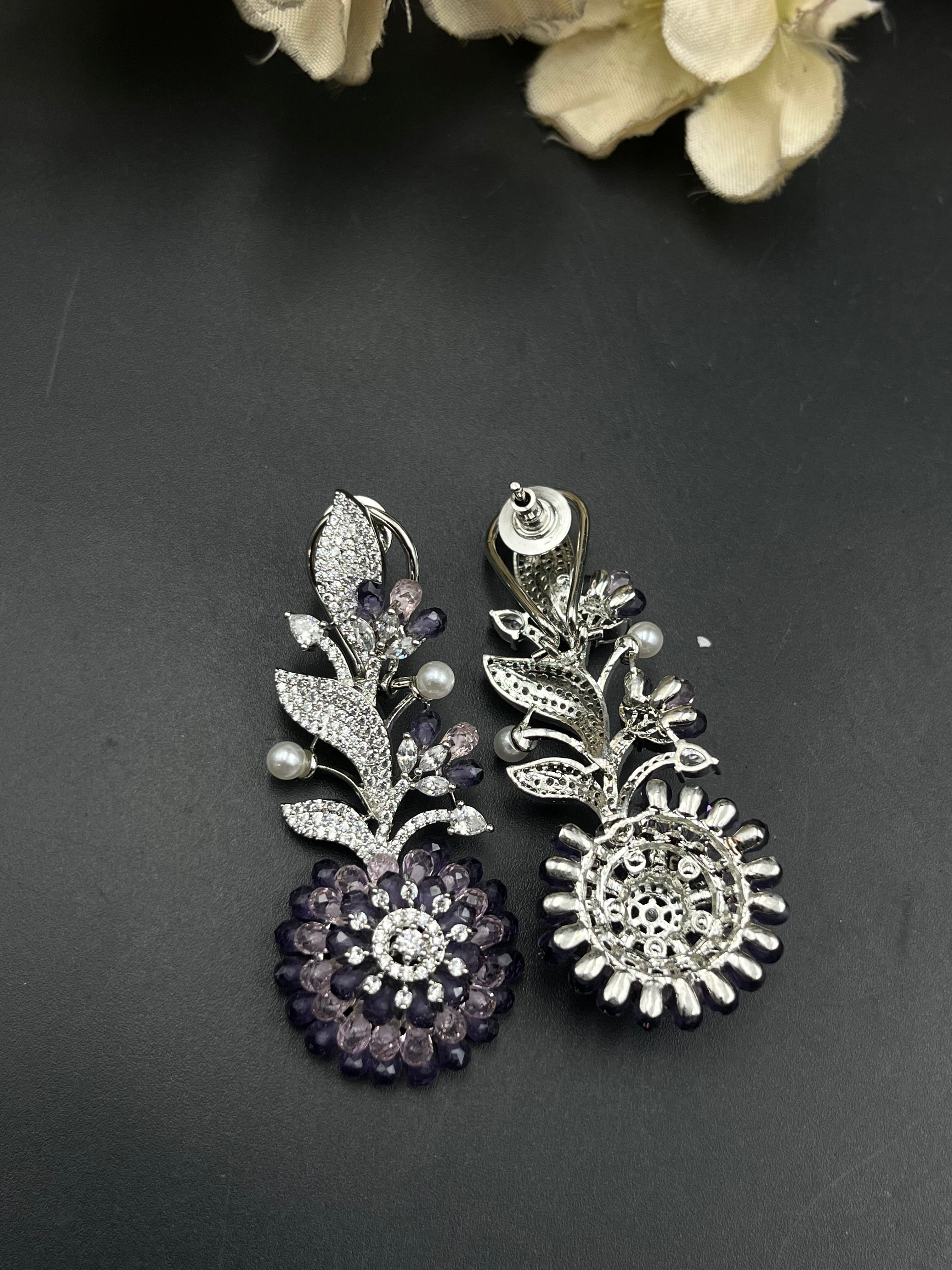 SUDA EARRING