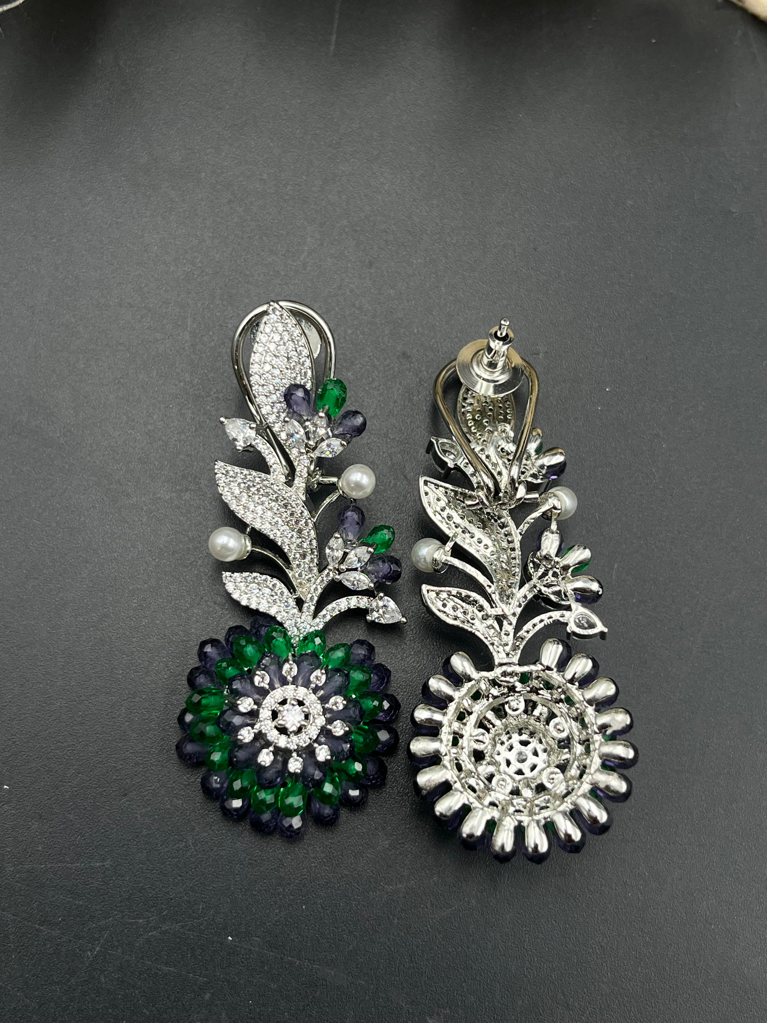 SUDA EARRING