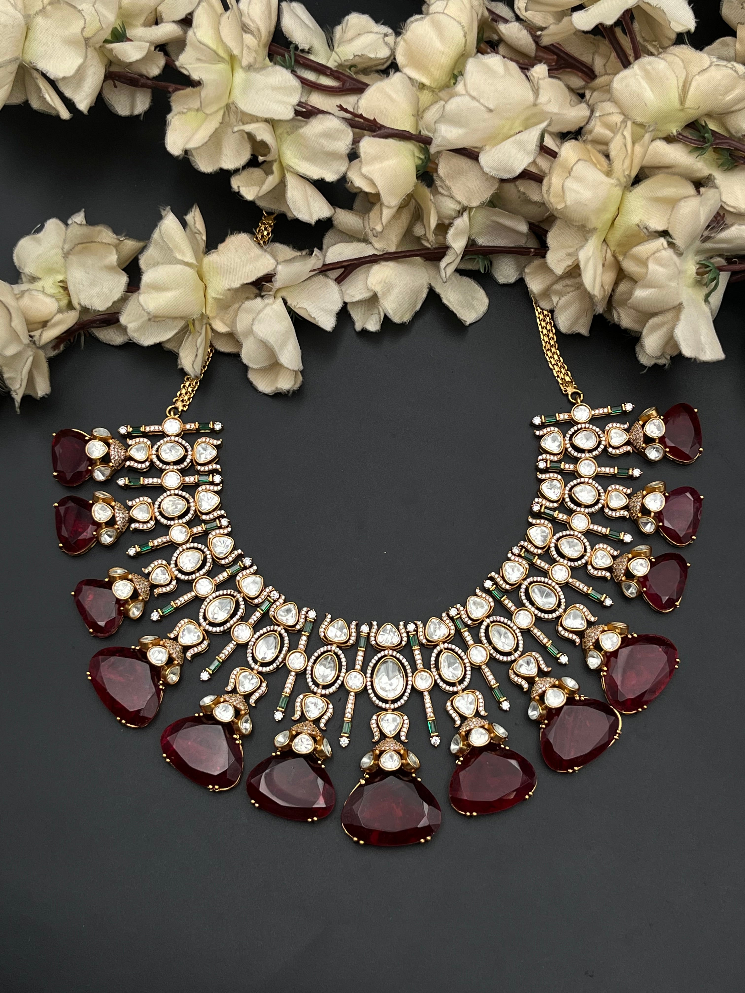NIYA NECKLACE