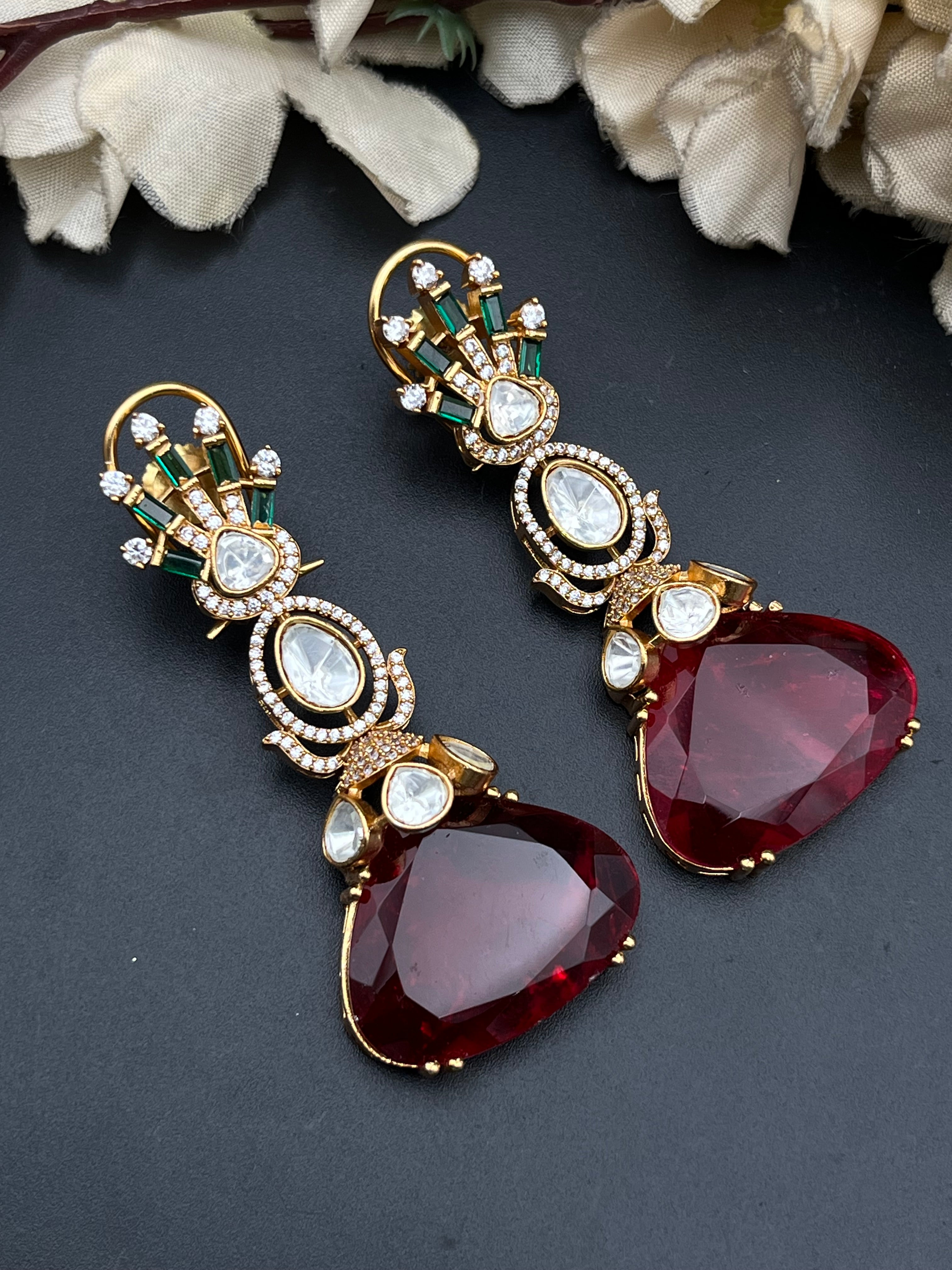 NIYA NECKLACE