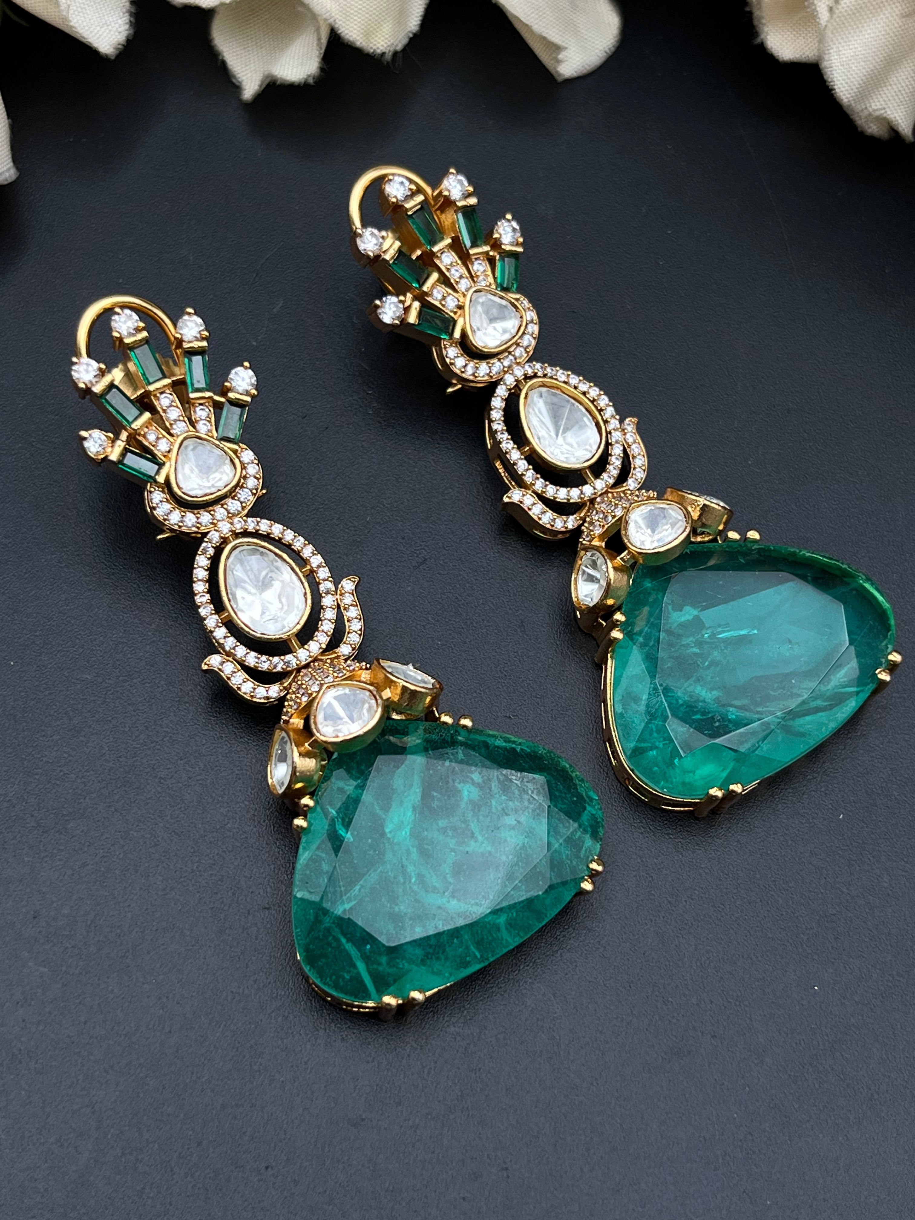 NIYA NECKLACE
