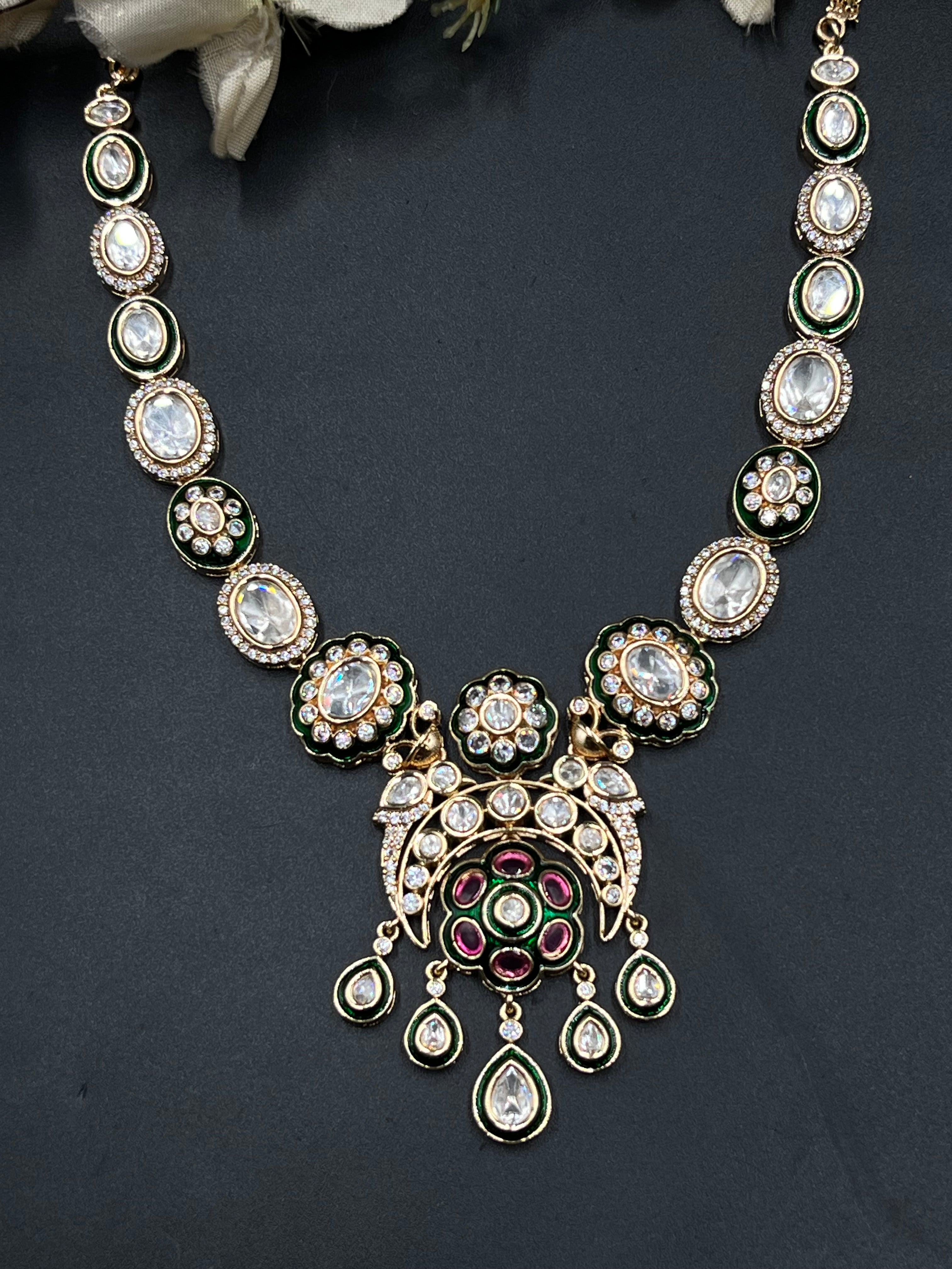 RIYA NECKLACE