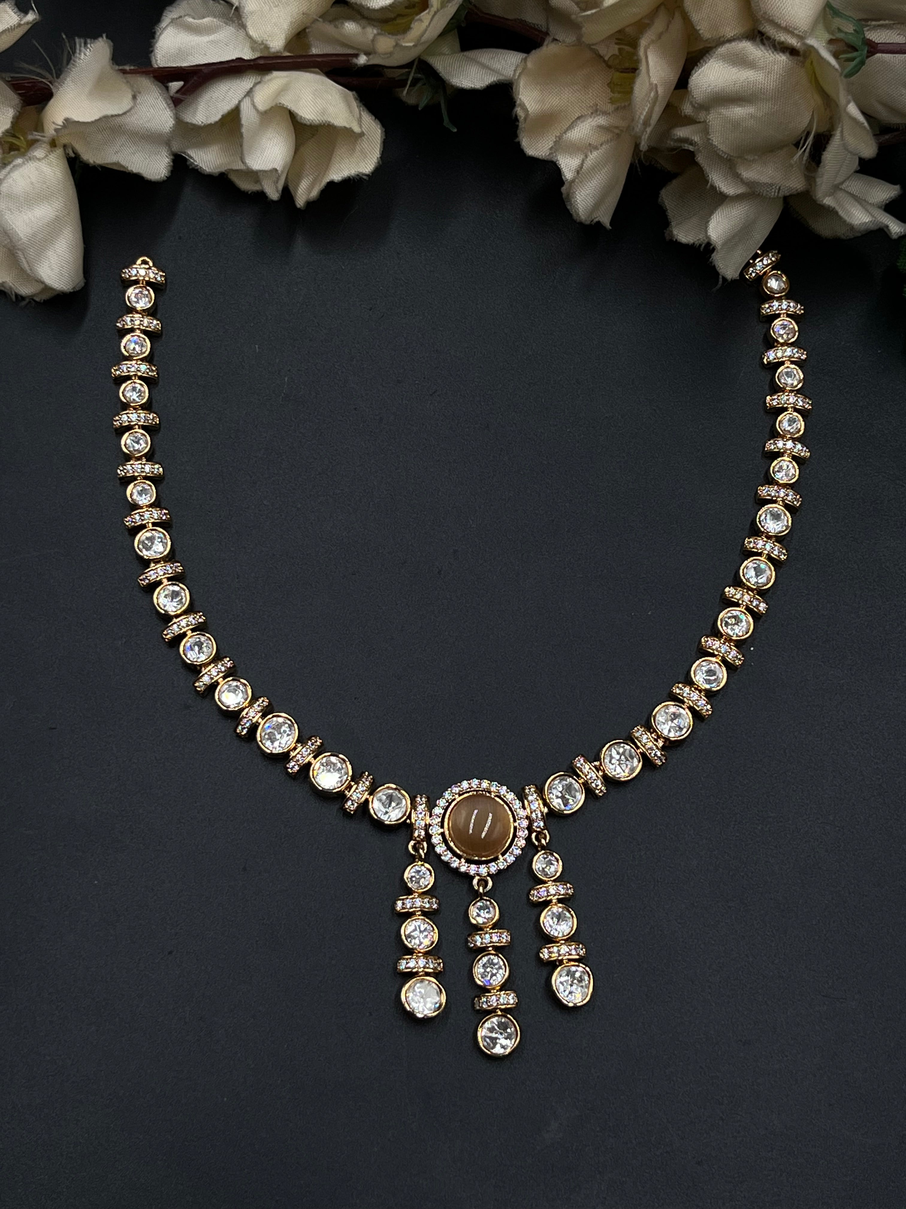 LATA NECKLACE