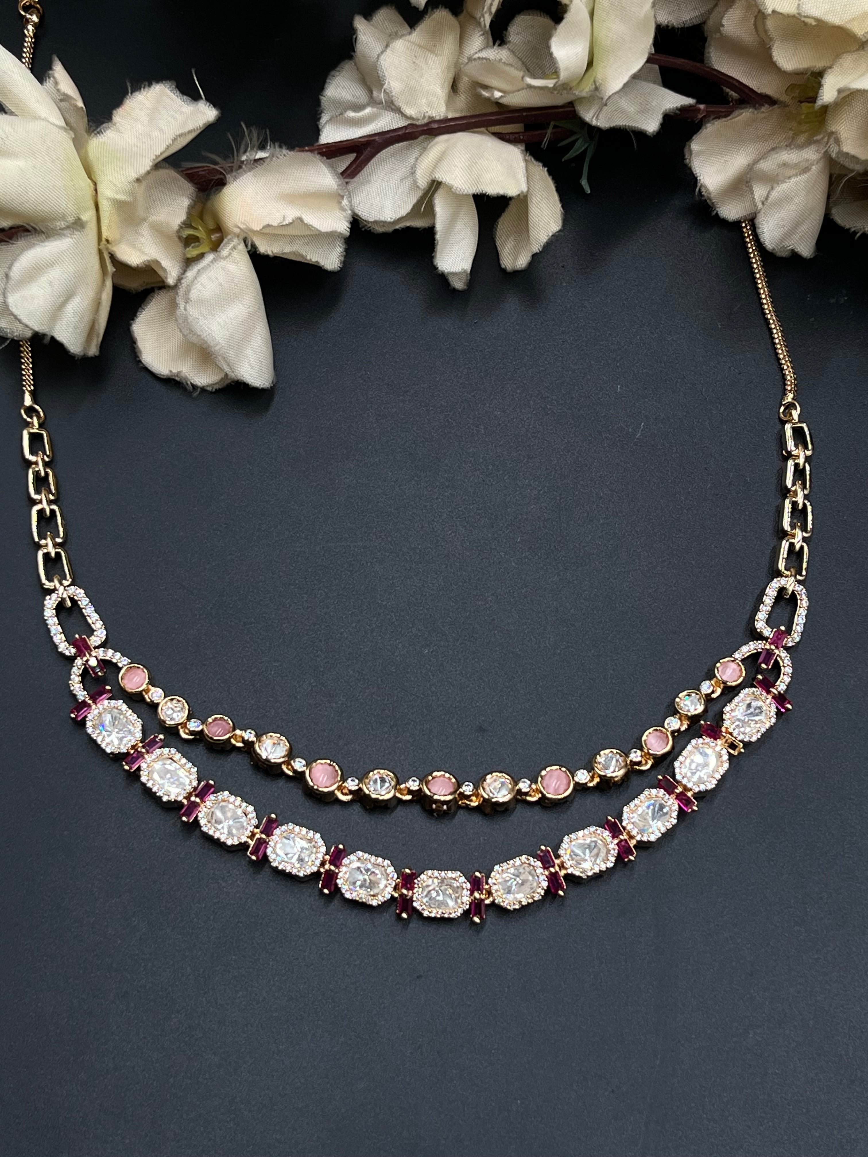 LARA NECKLACE