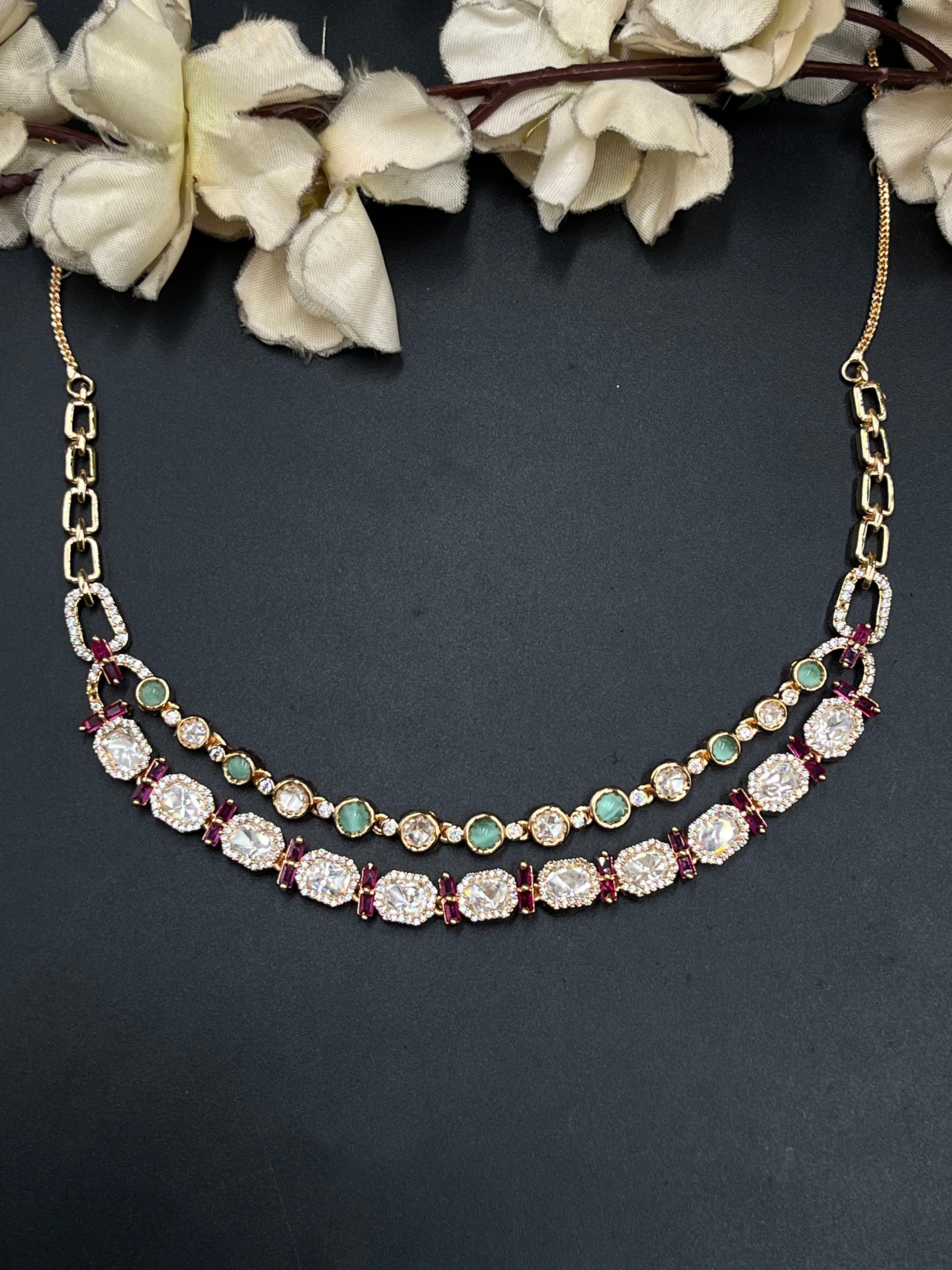 LARA NECKLACE