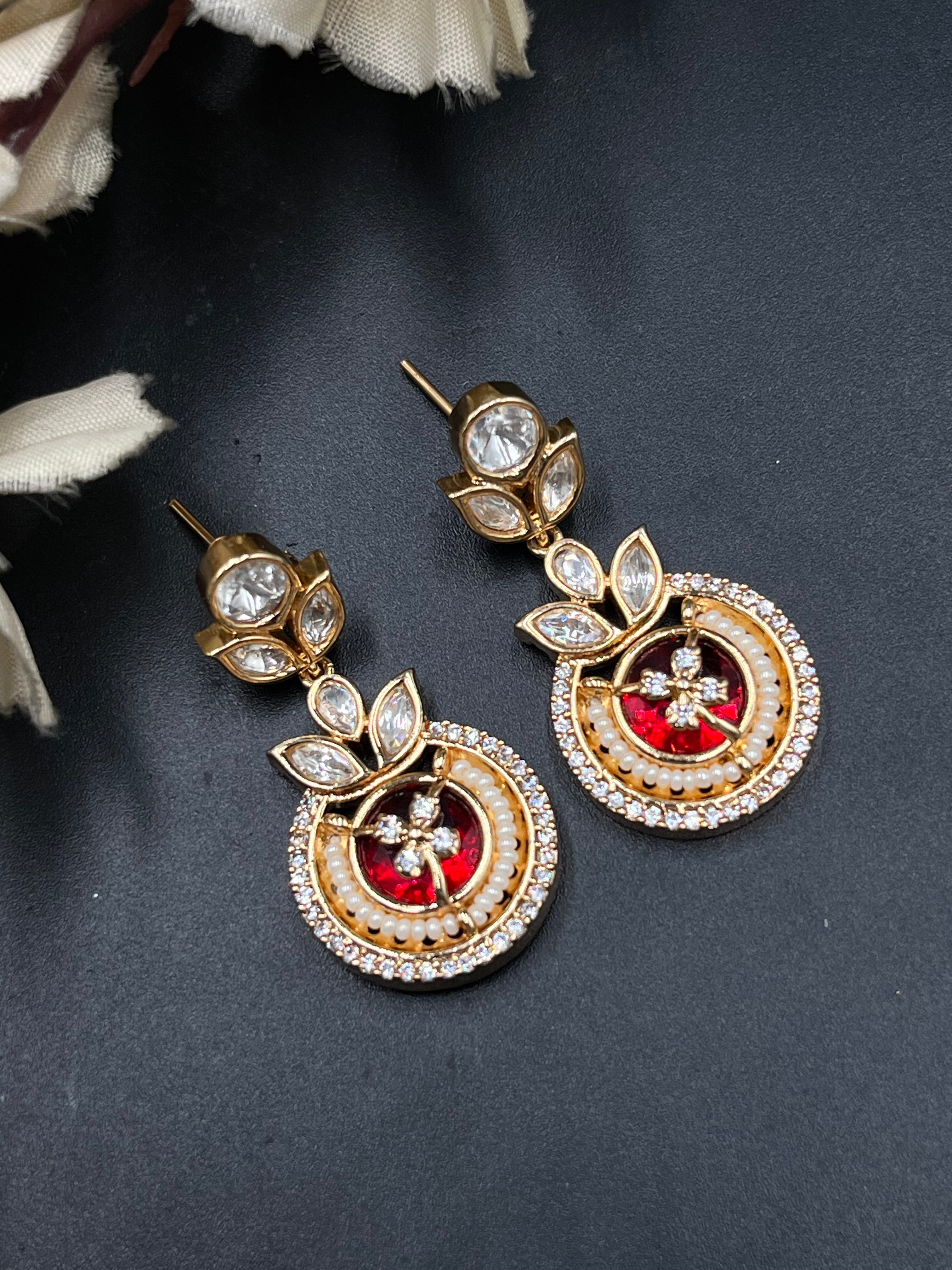 MIRHA NECKLACE
