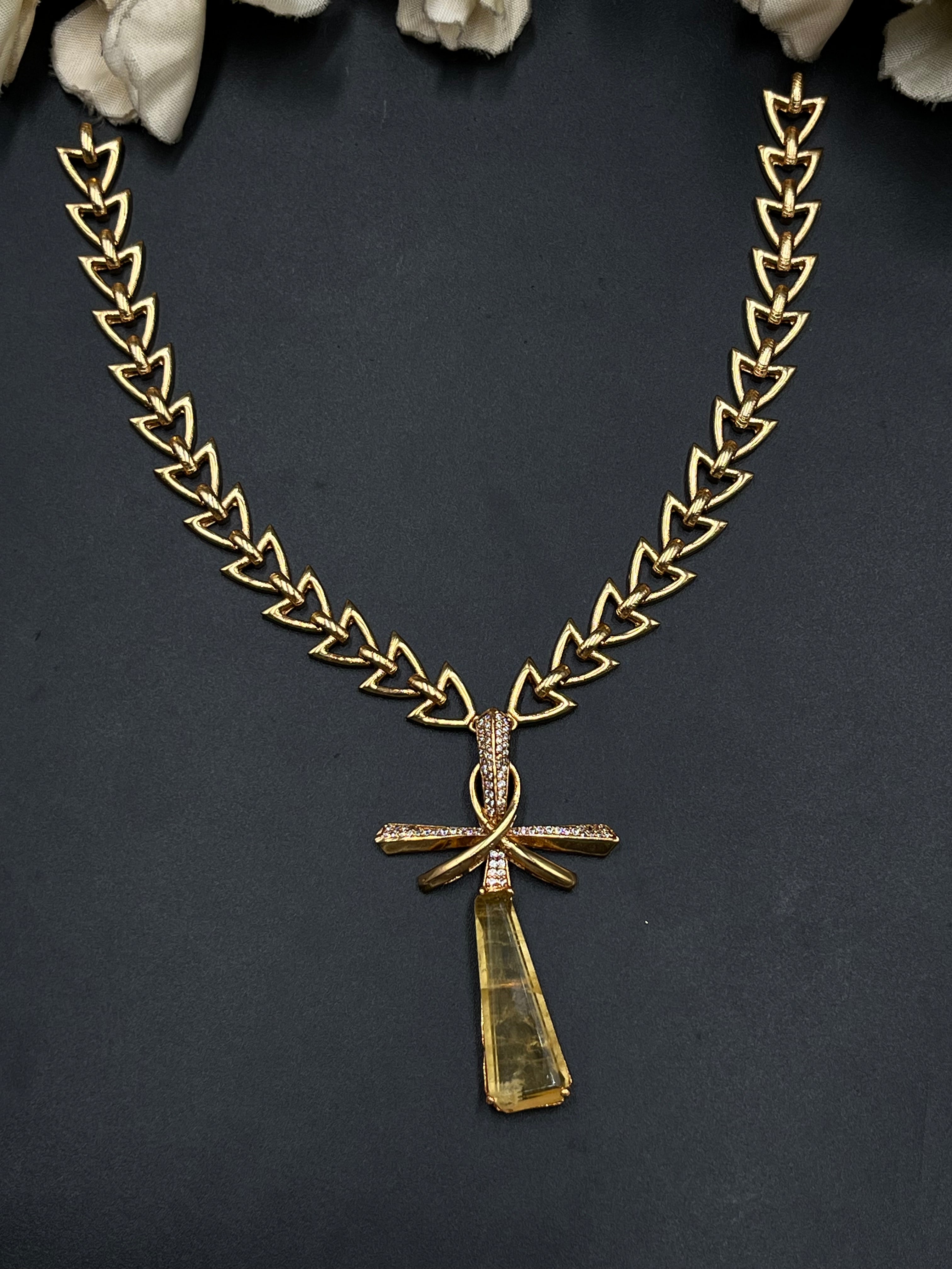 IQRA NECKLACE
