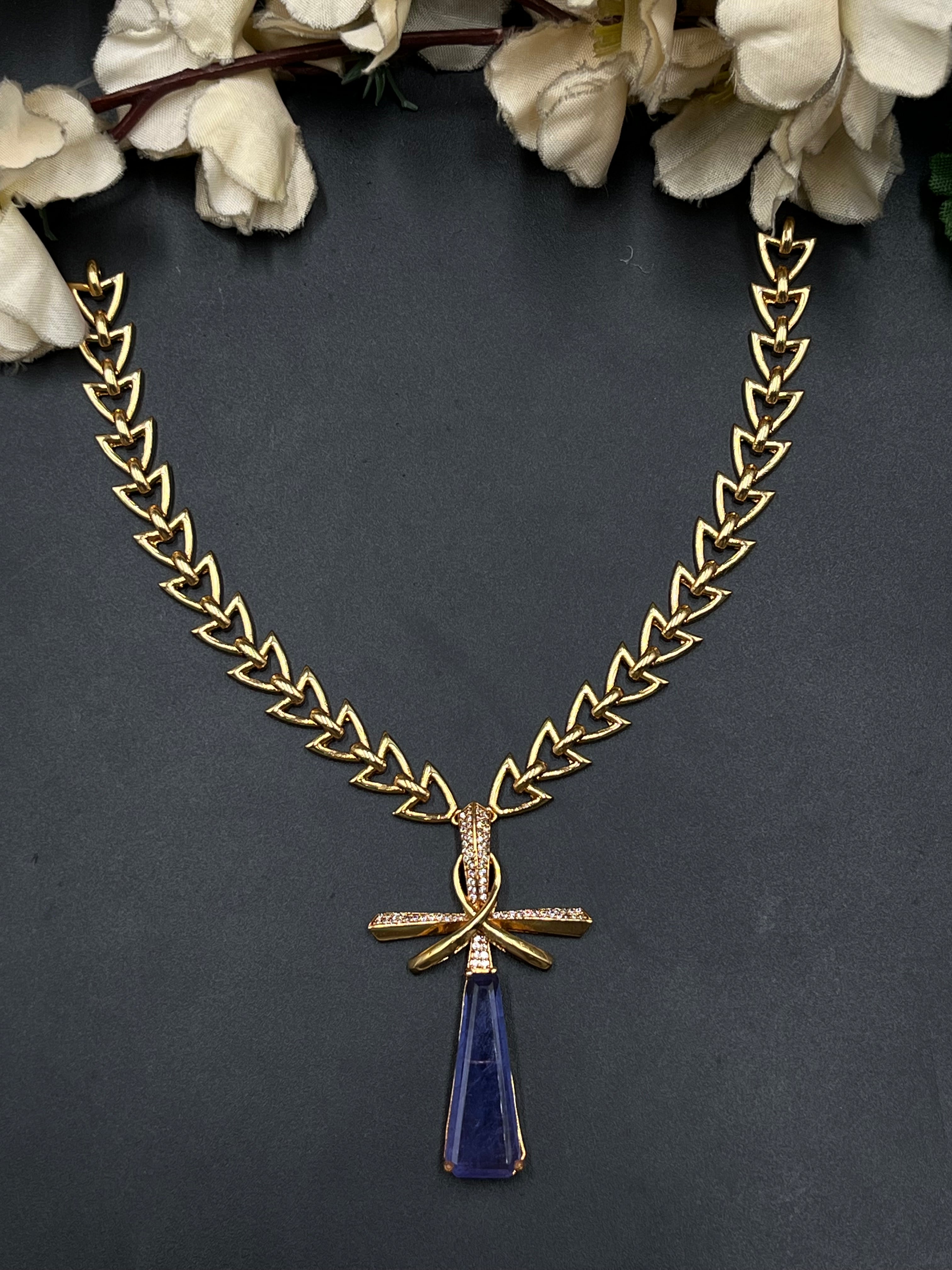 IQRA NECKLACE