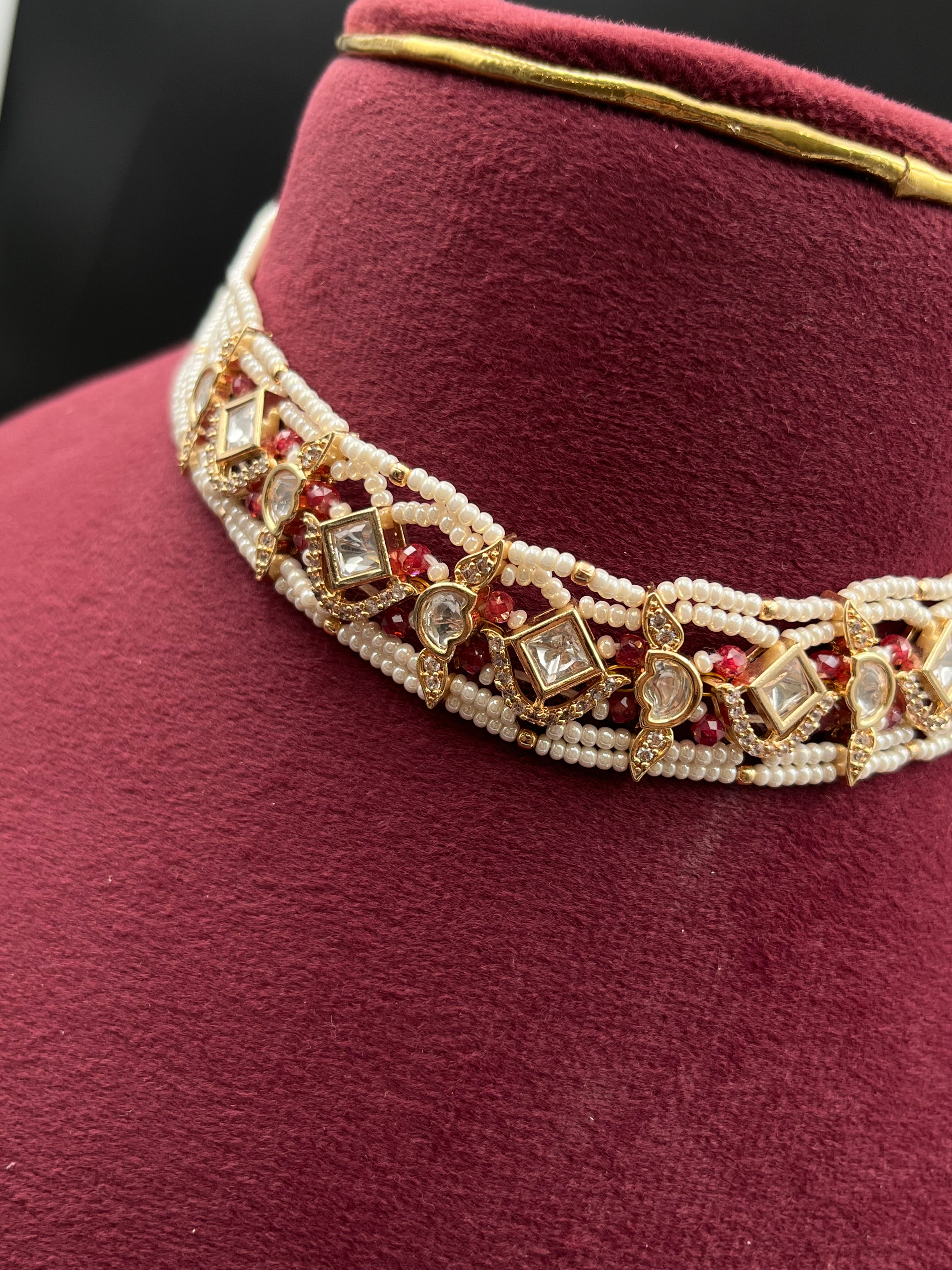 ANUU NECKLACE