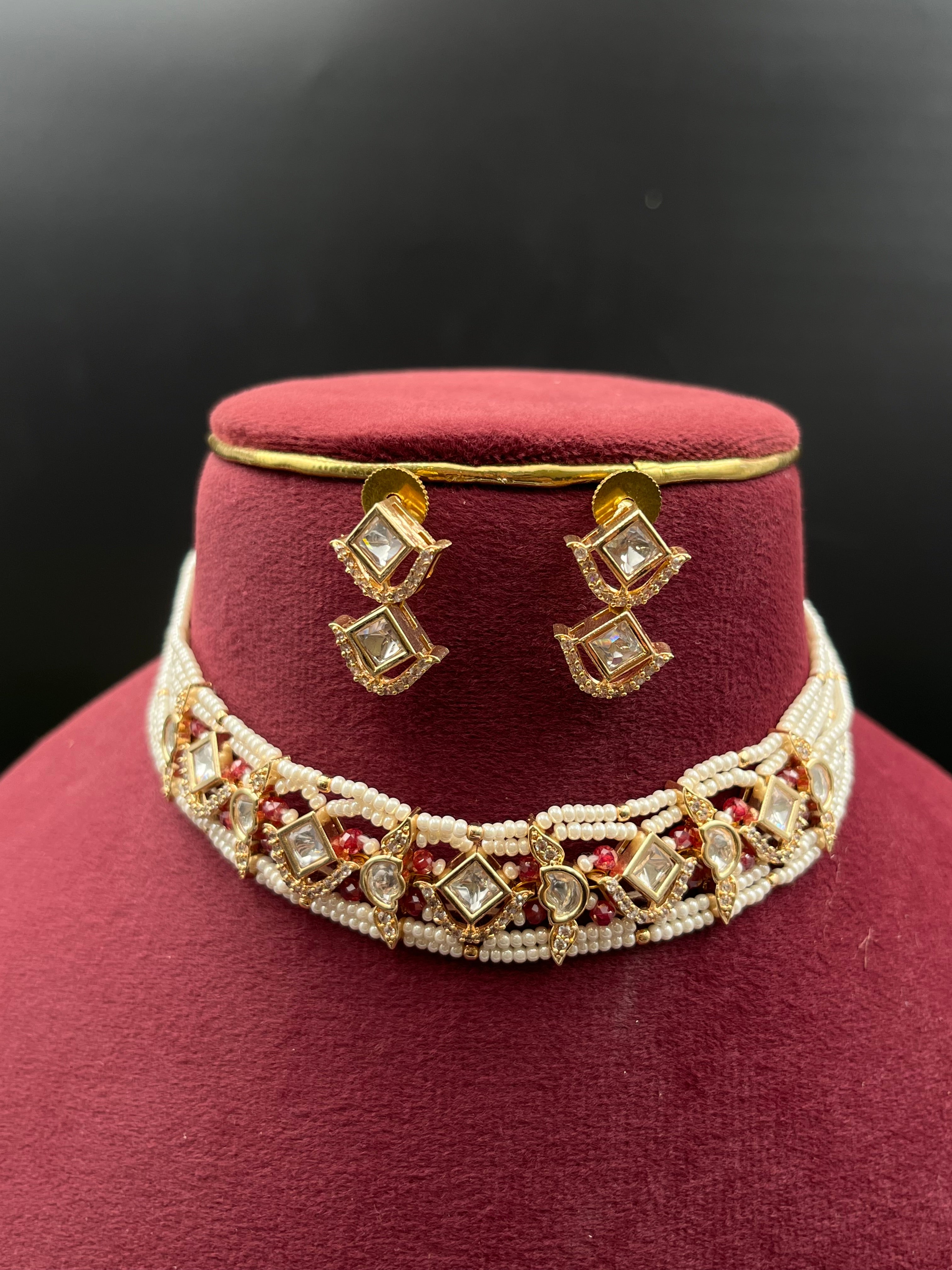 ANUU NECKLACE