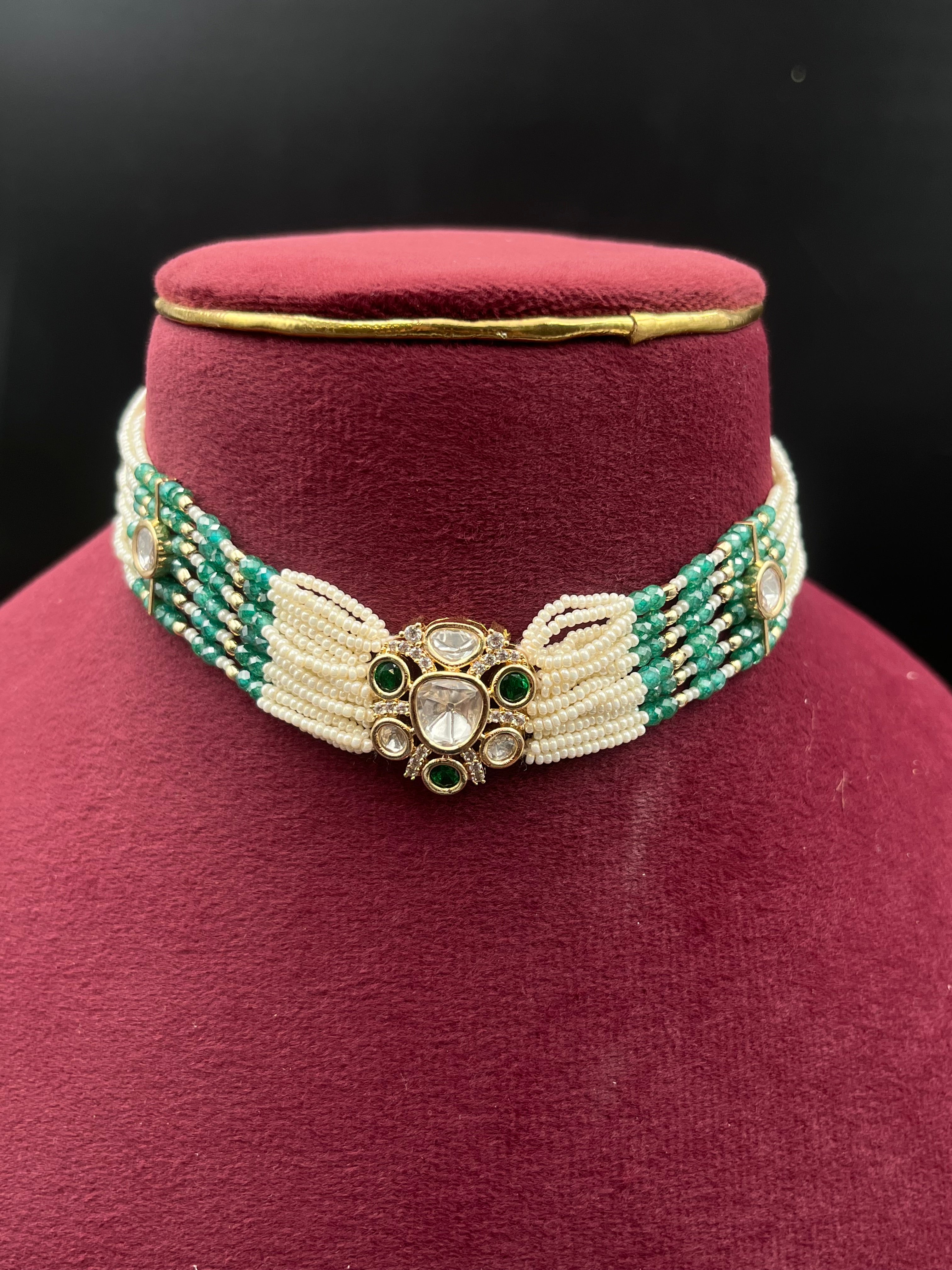 ANUSKA NECKLACE
