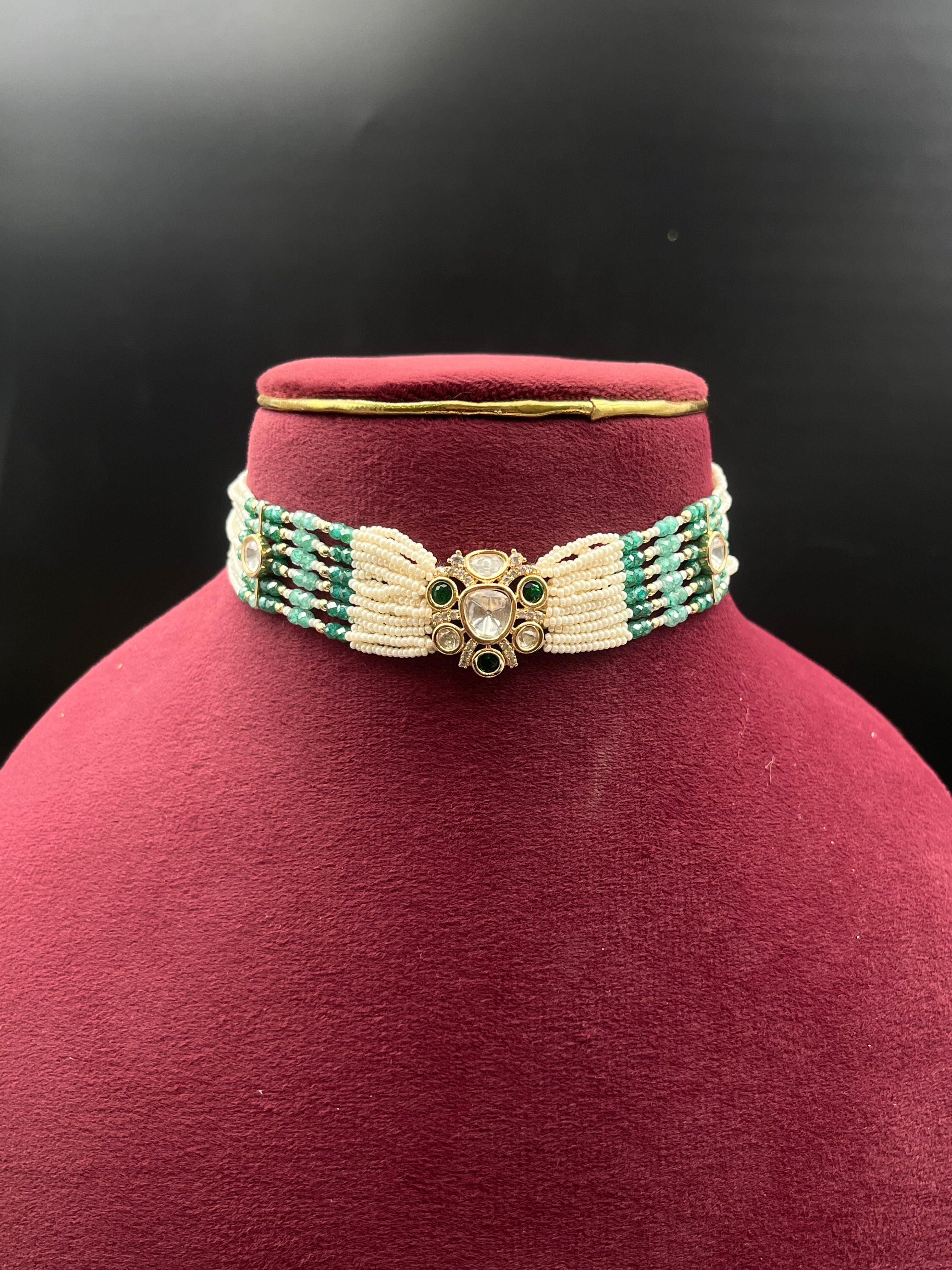 ANUSKA NECKLACE