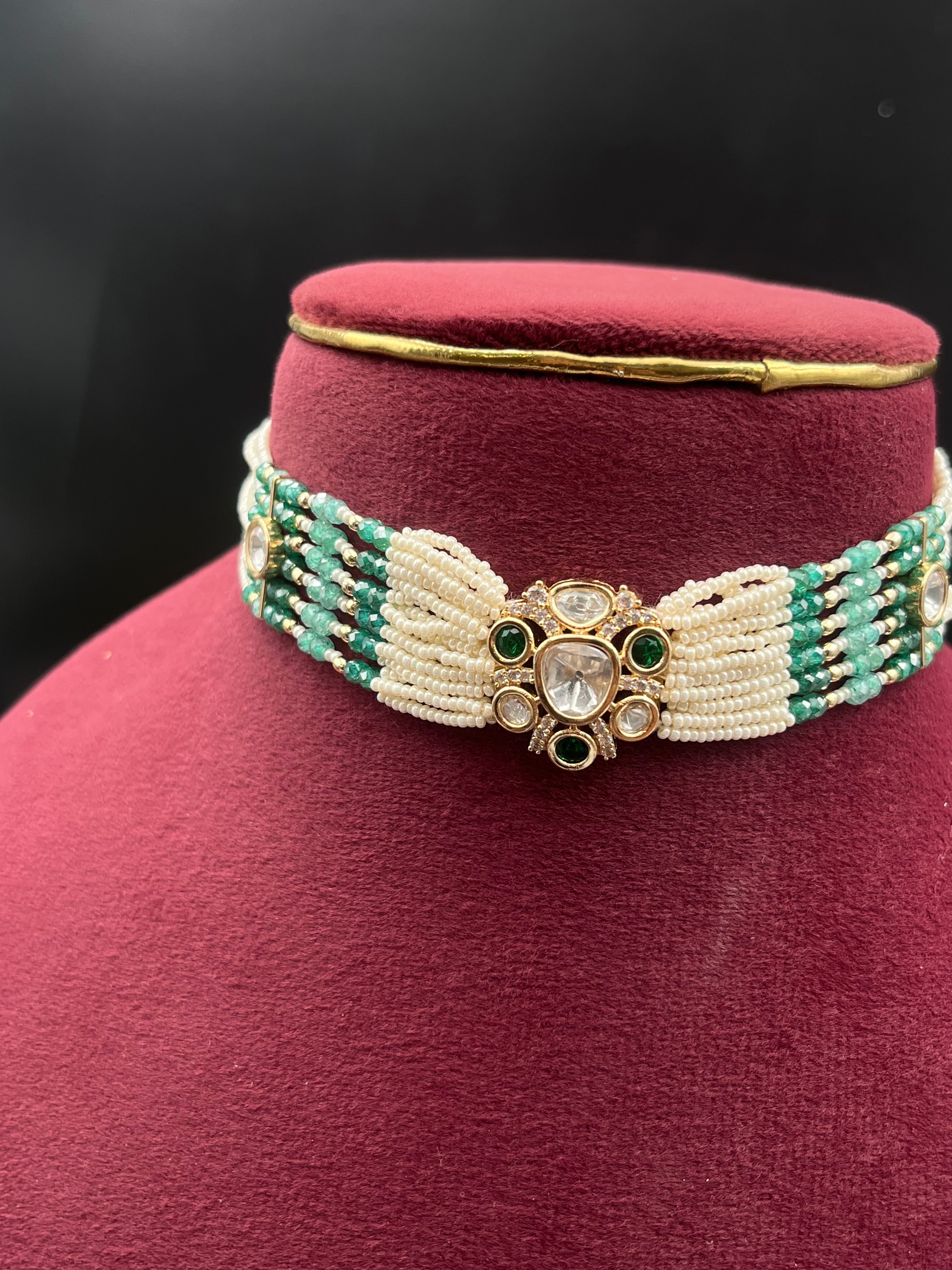 ANUSKA NECKLACE