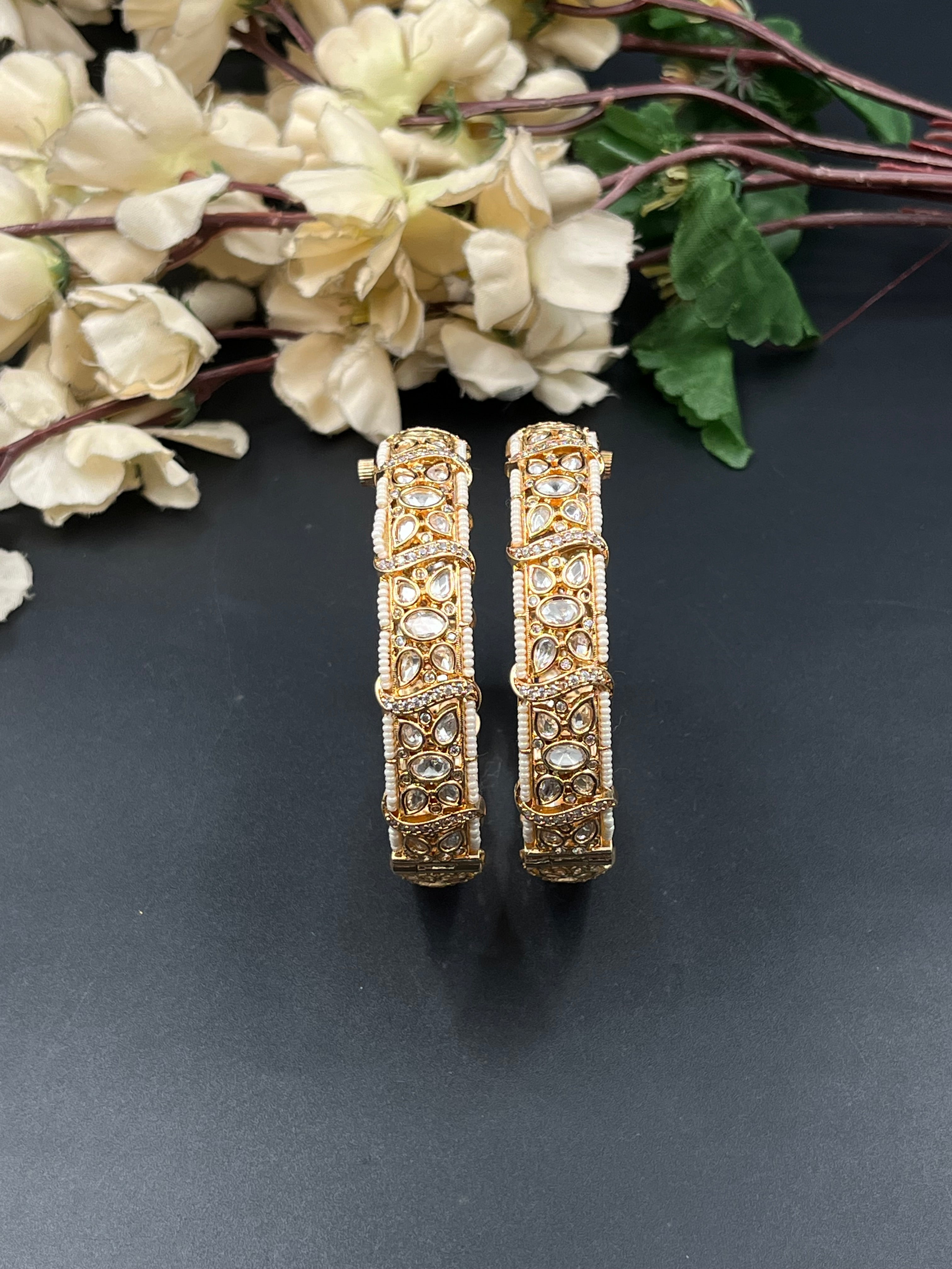ISYA BANGLES