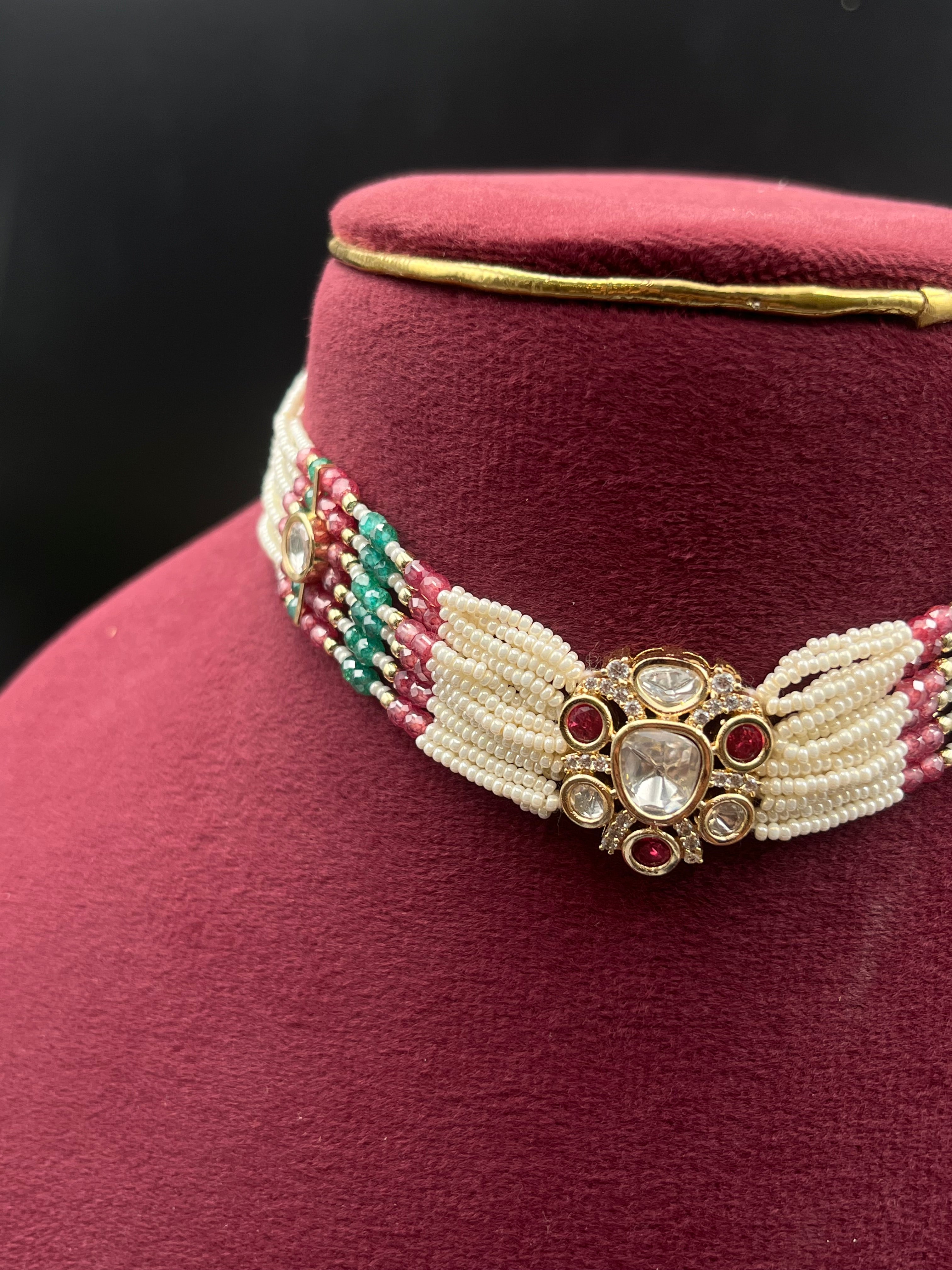 ANUSKA NECKLACE