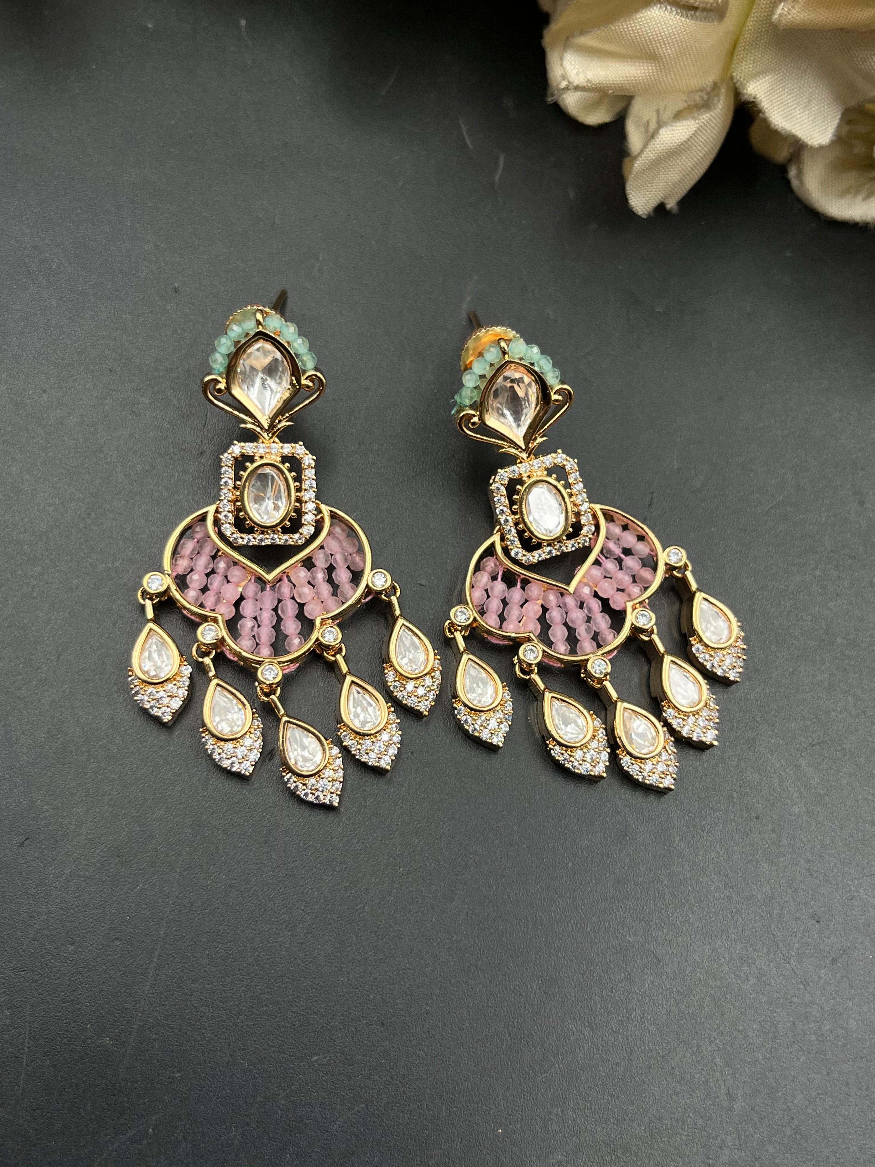 TEJUU EARRING