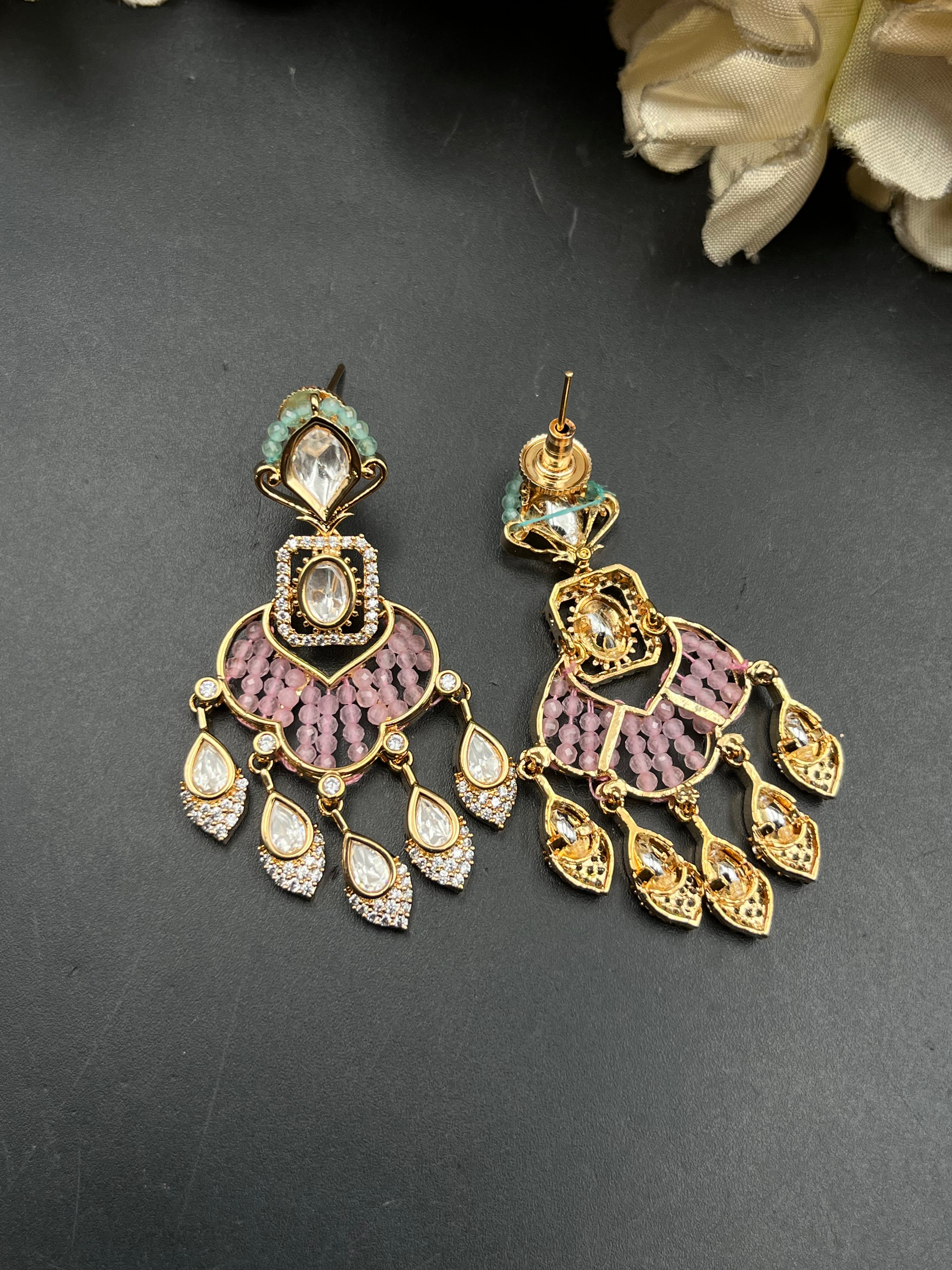 TEJUU EARRING