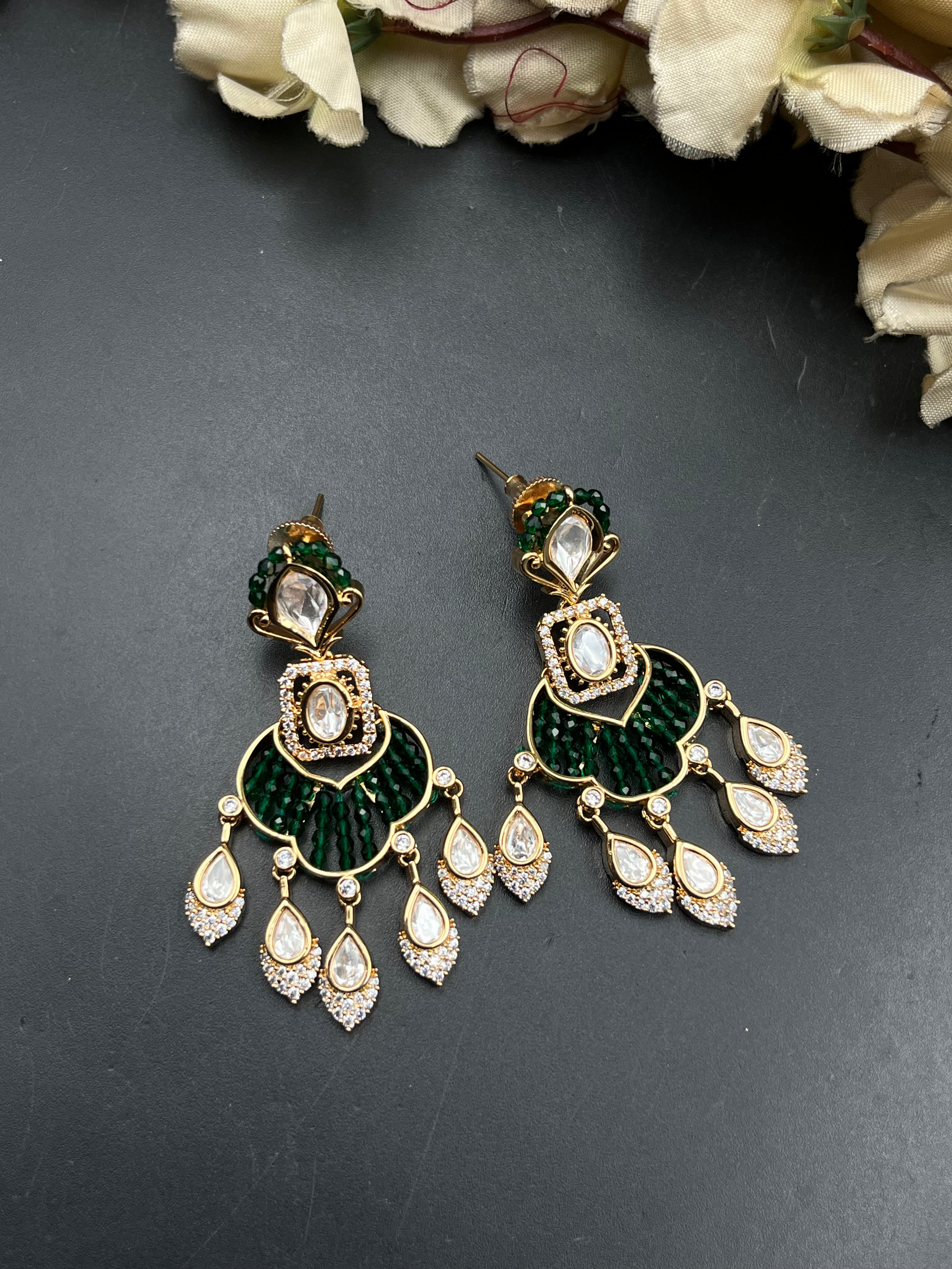 TEJUU EARRING