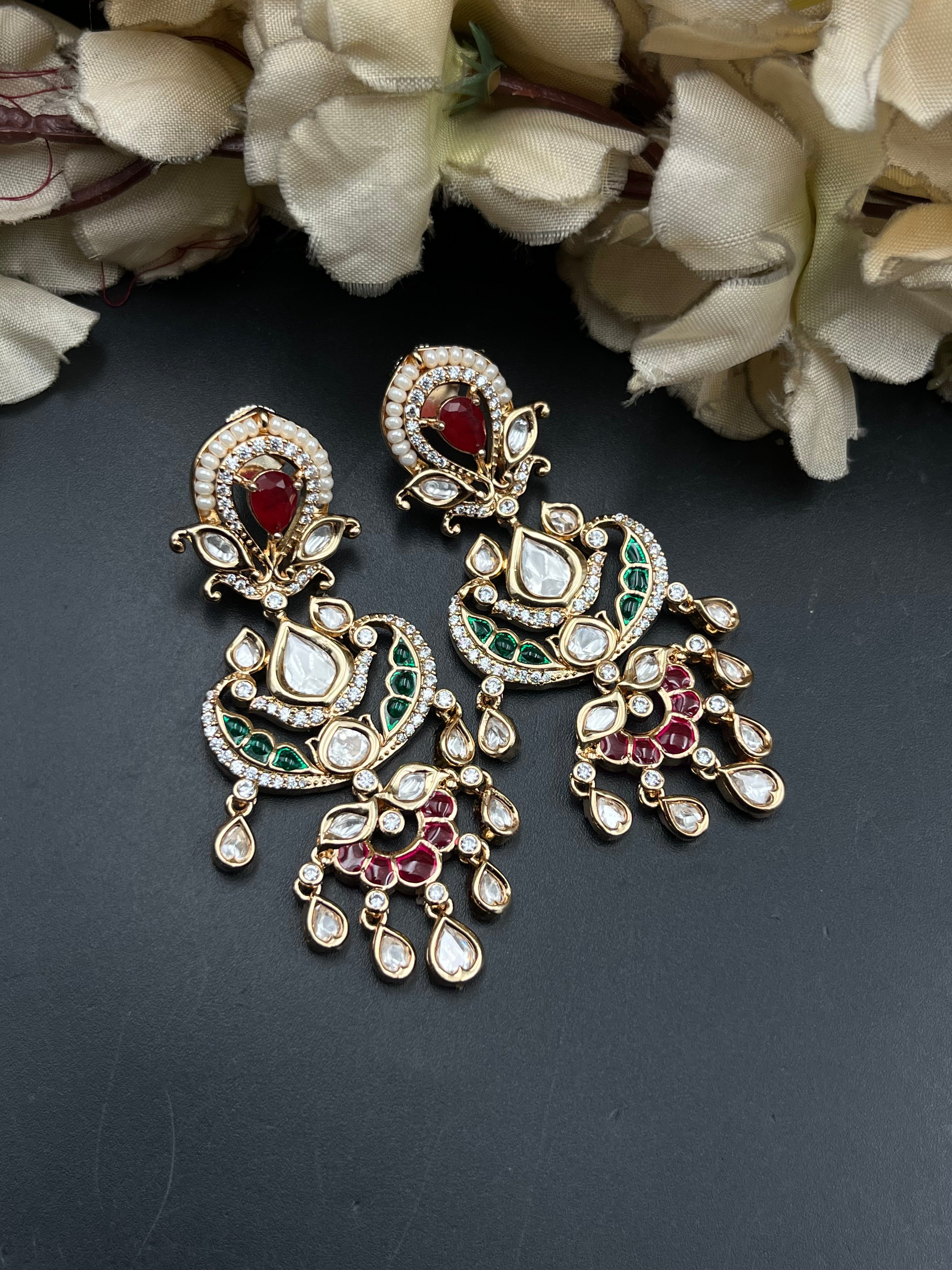 PIUSHI EARRING