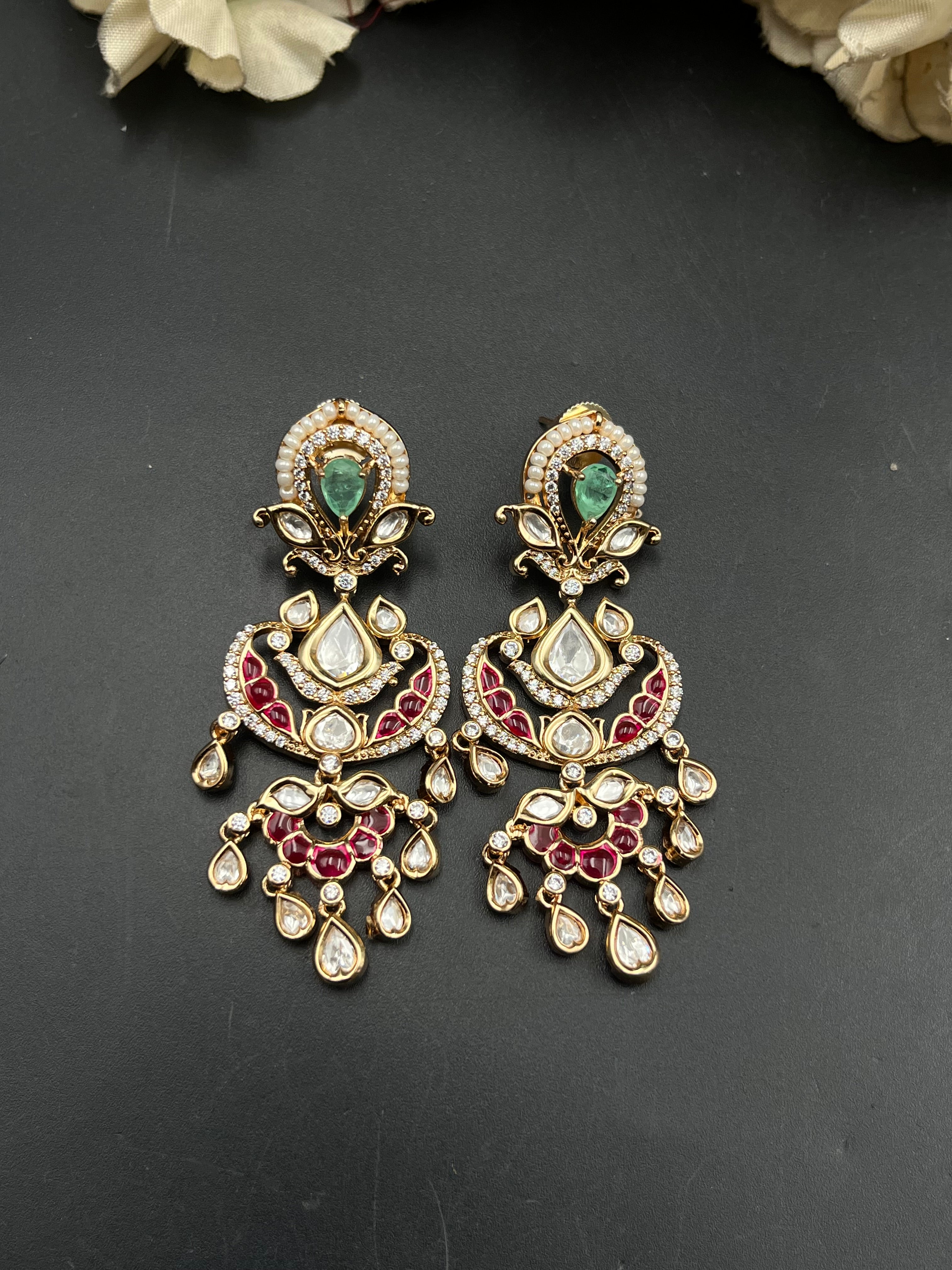 PIUSHI EARRING