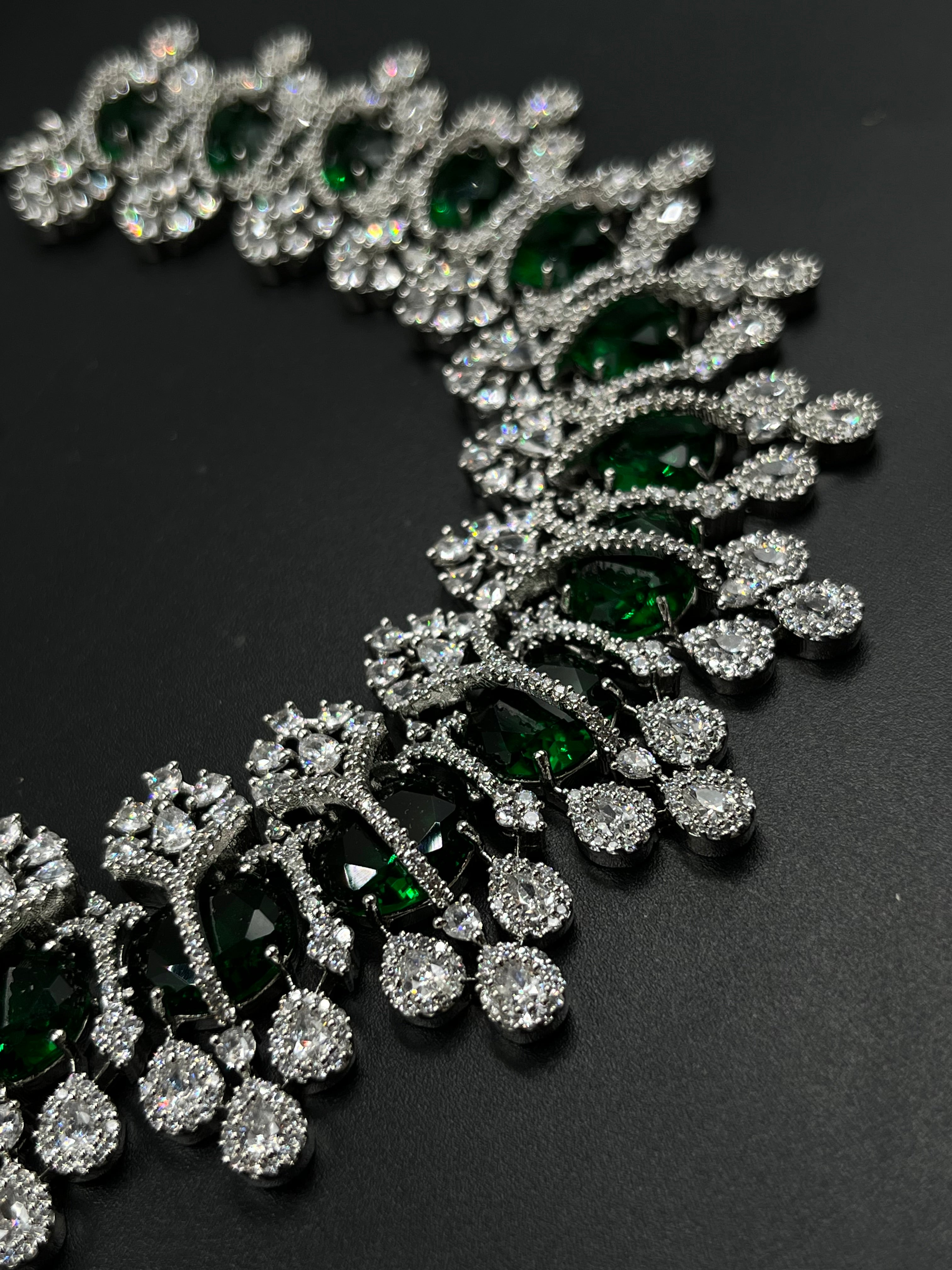 SAMI NECKLACE