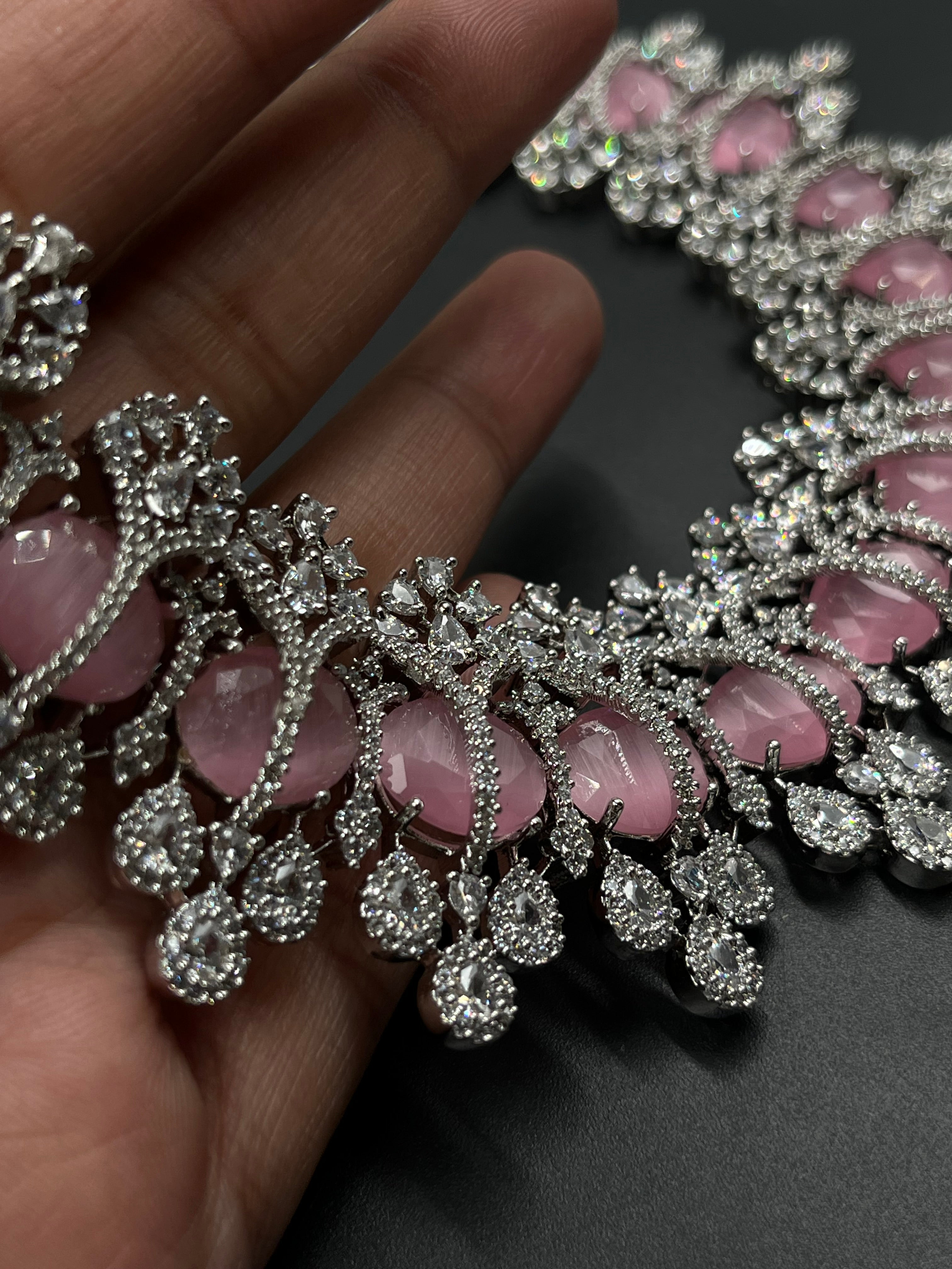 SAMI NECKLACE