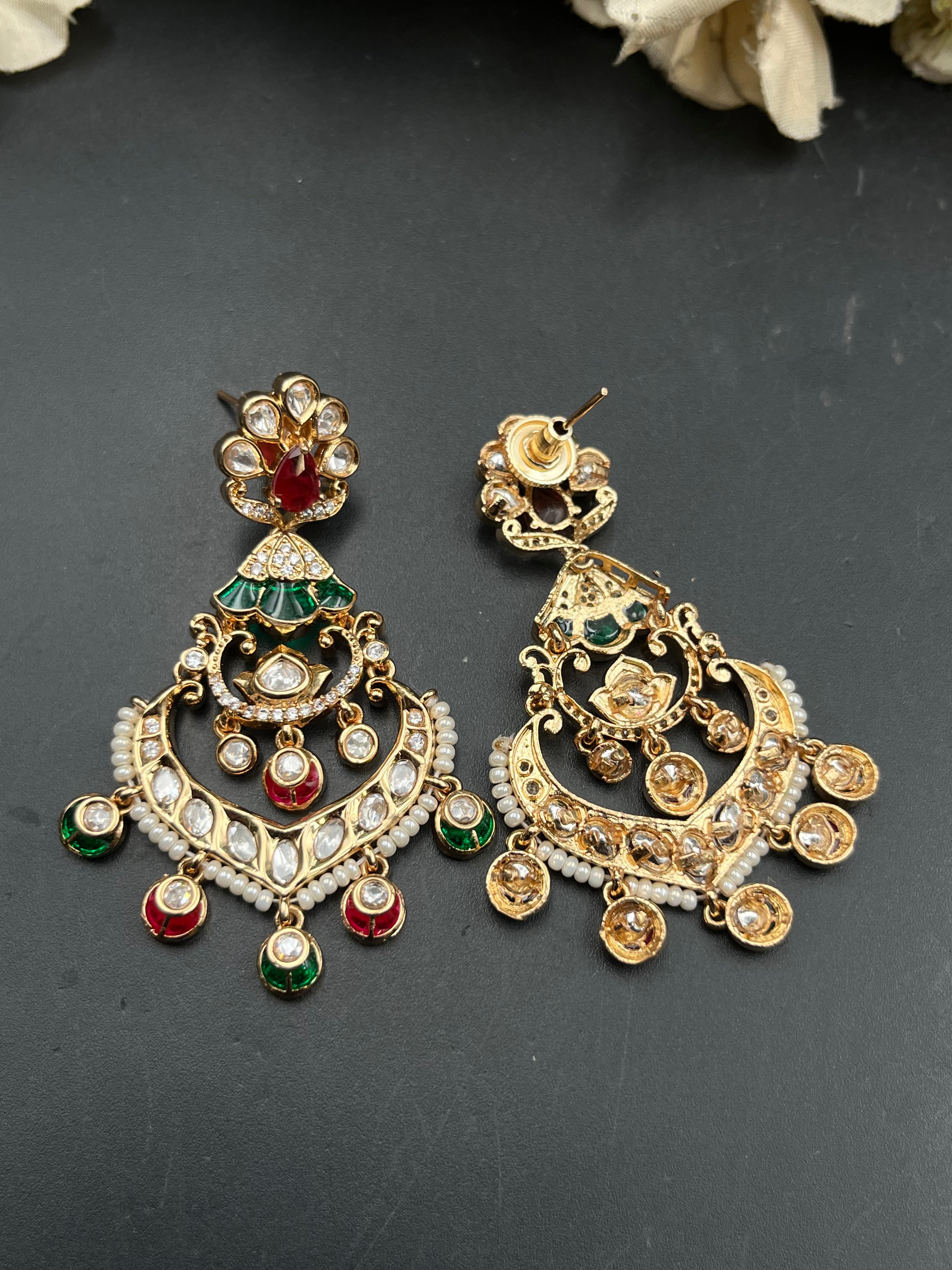 MERU EARRING