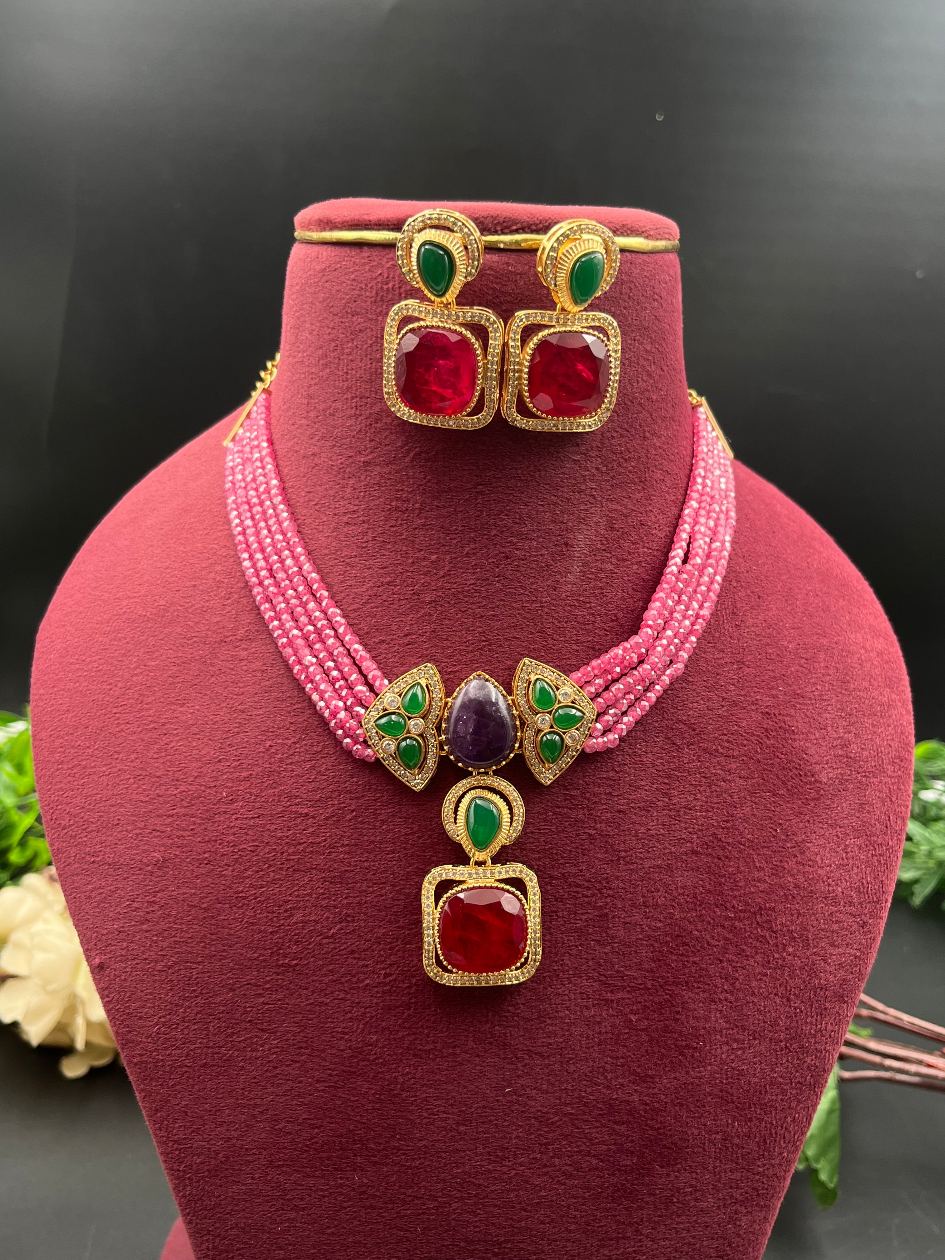 SIKHA NECKLACE