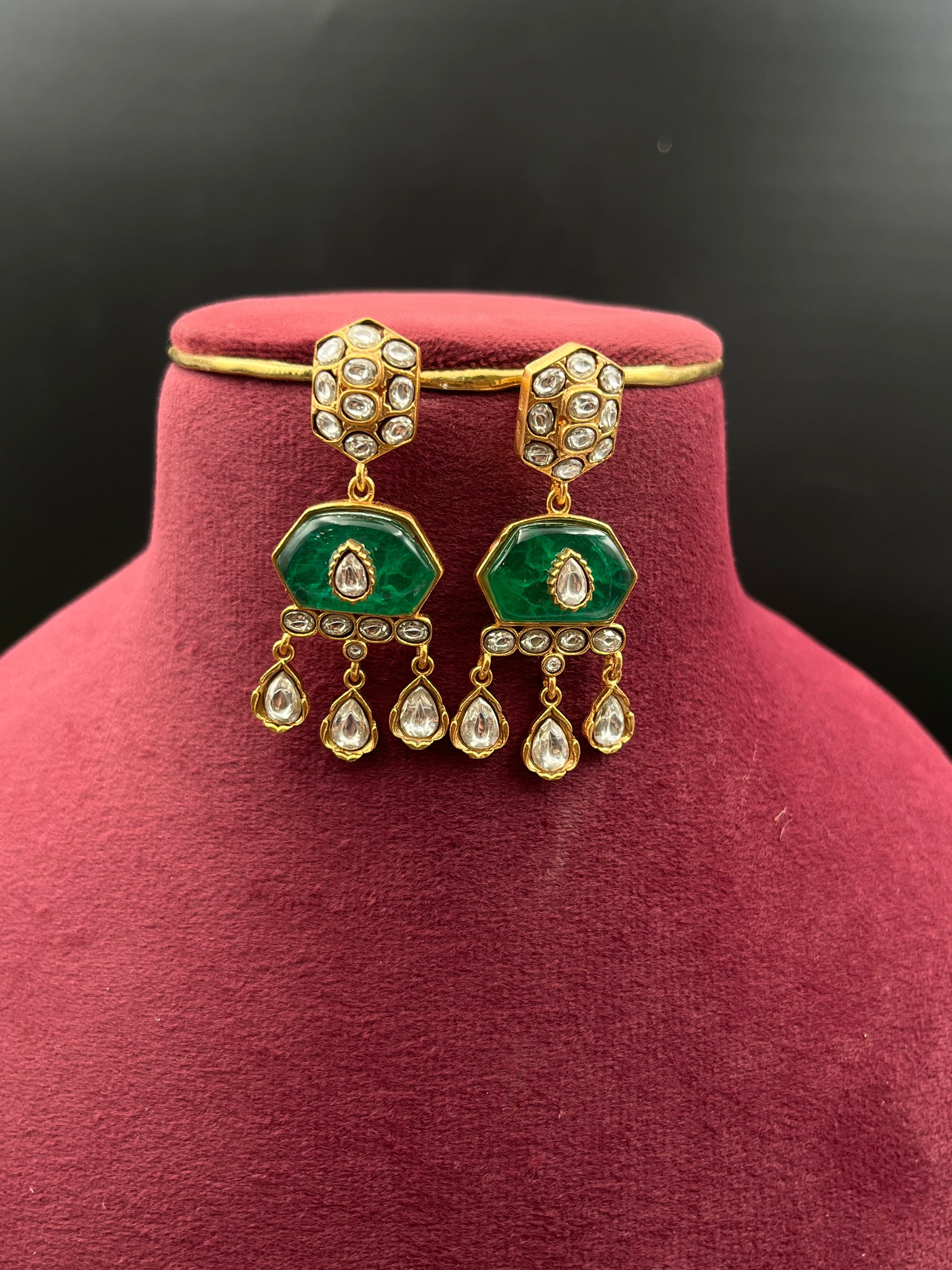 AAROHI NECKLACE