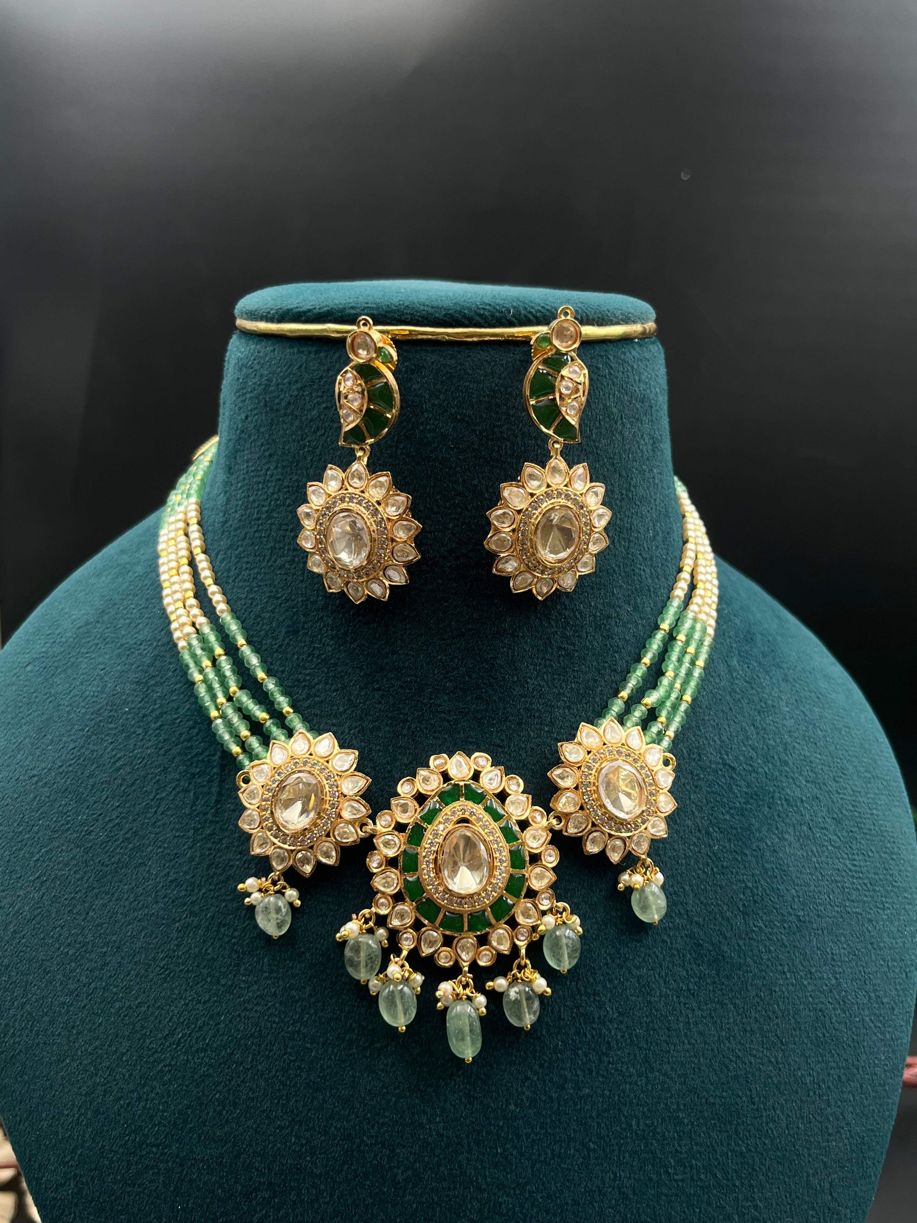SAROJ NECKLACE