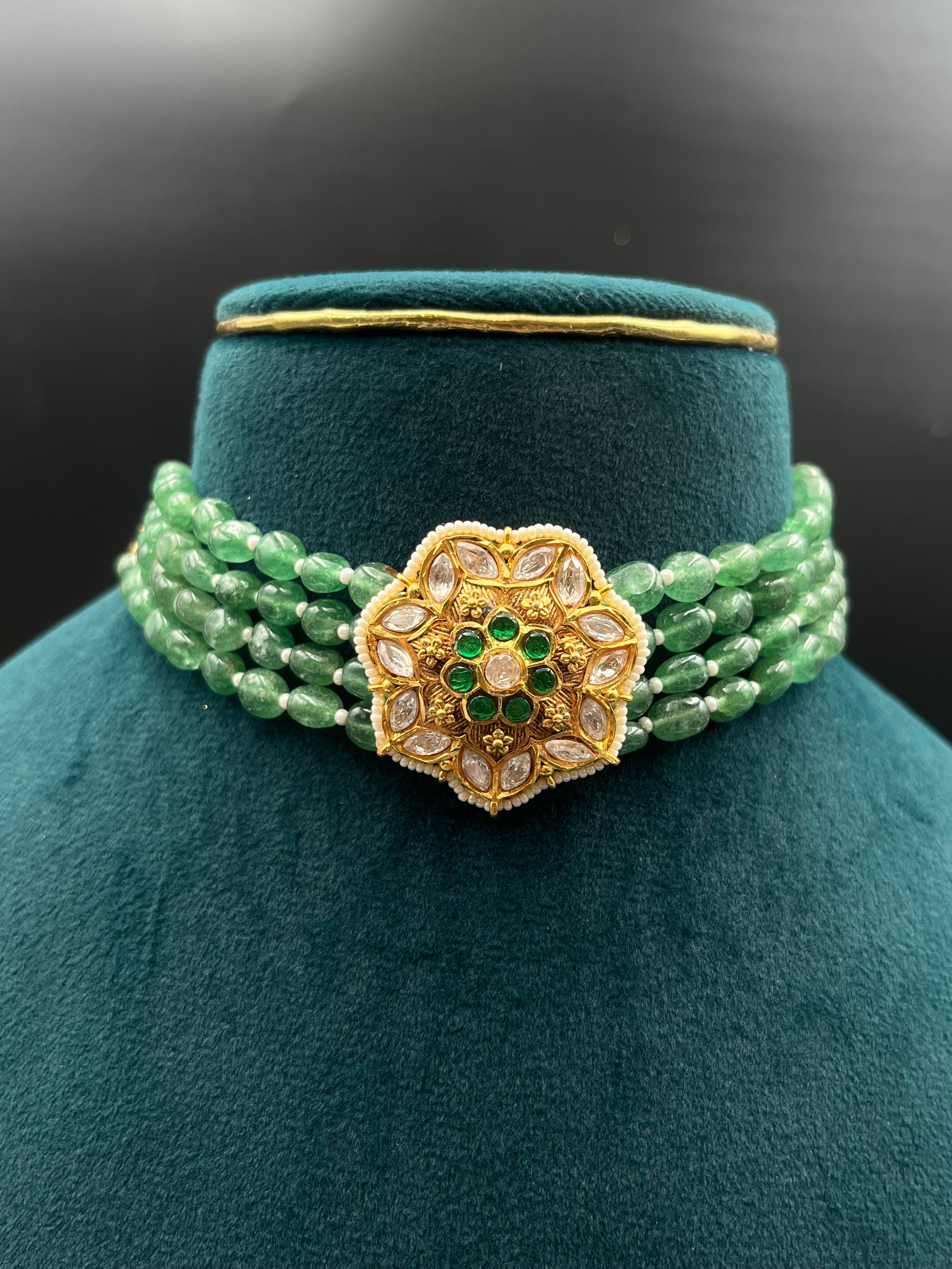 AAISHA NECKLACE