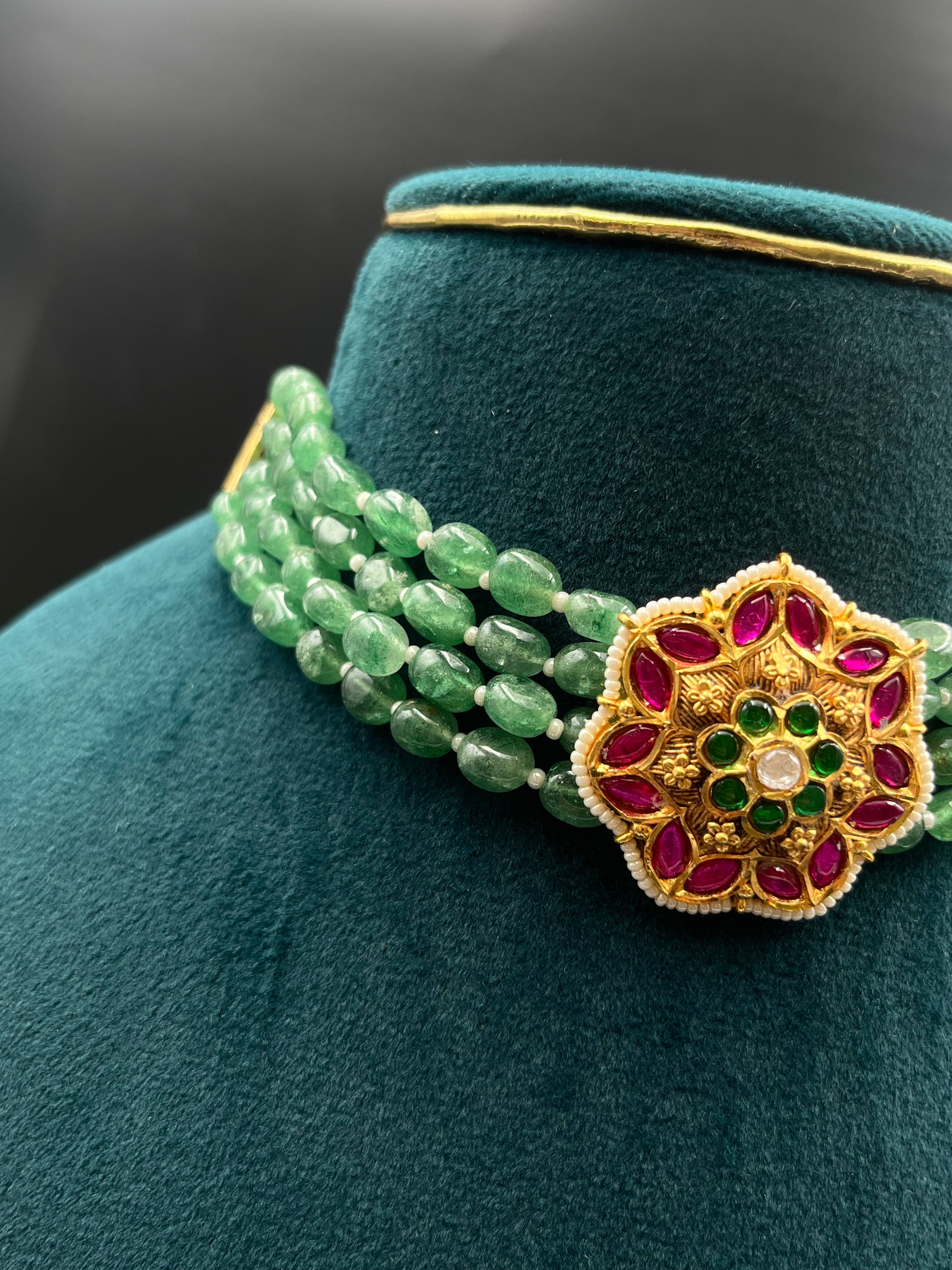 AAISHA NECKLACE