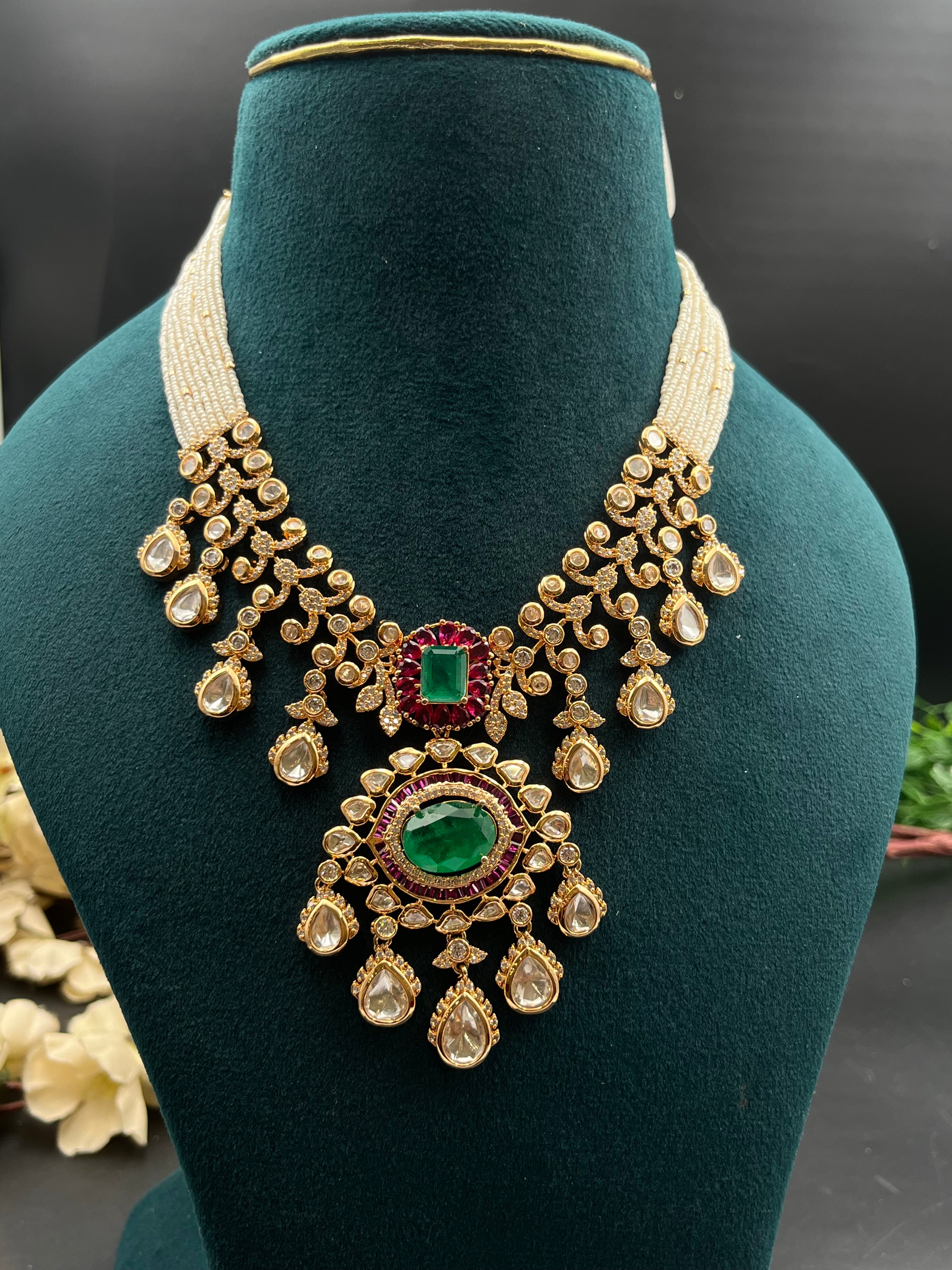 SUSMA NECKLACE