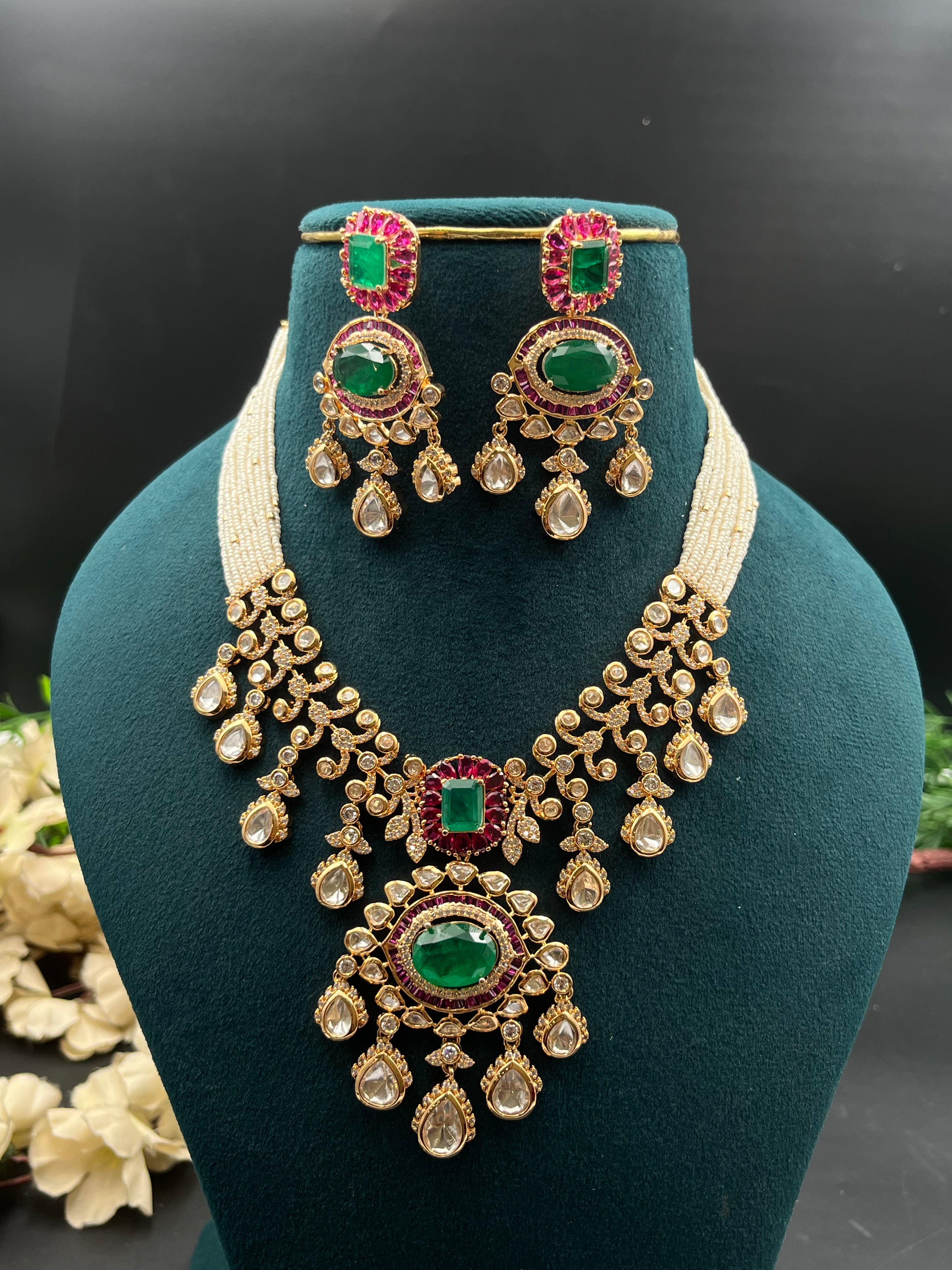 SUSMA NECKLACE