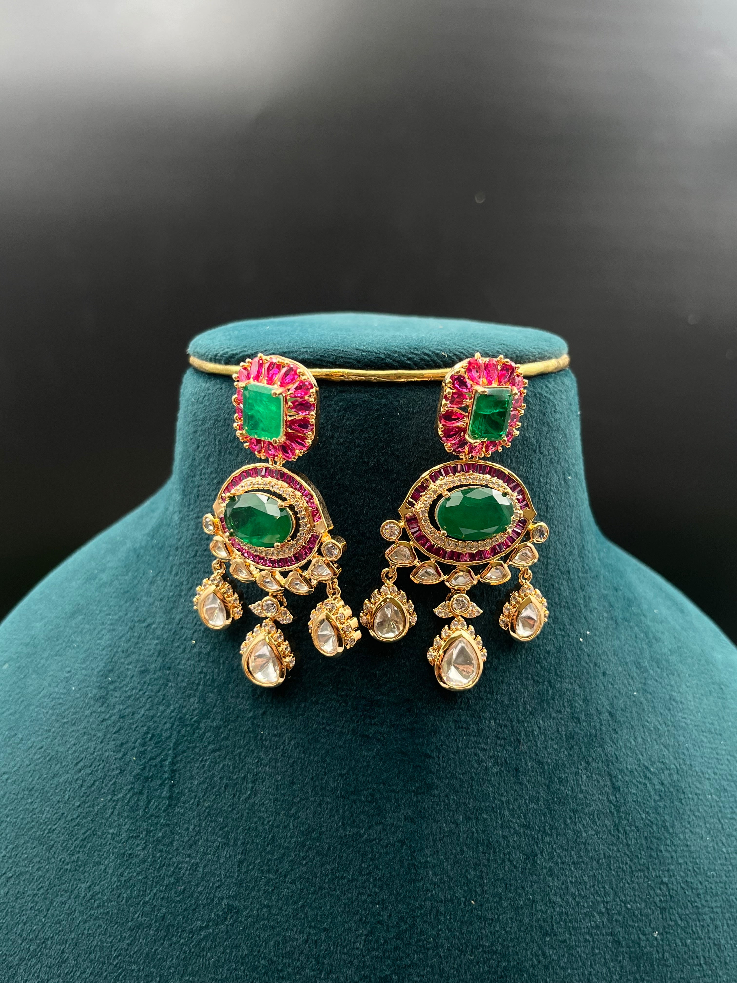 SUSMA NECKLACE