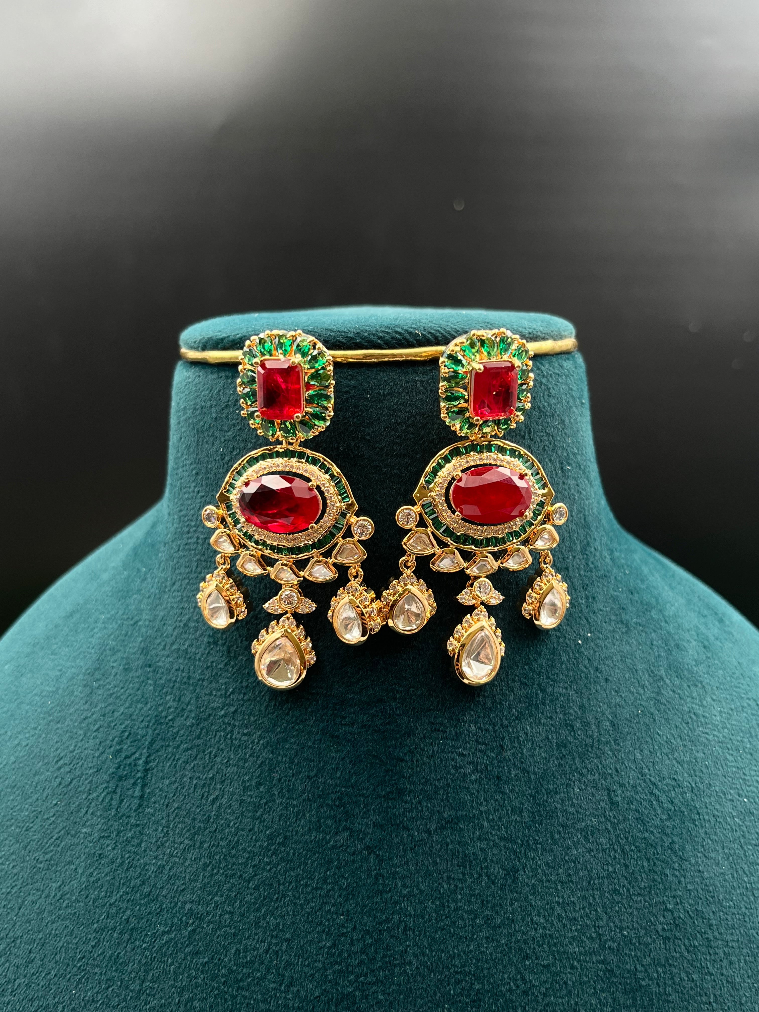 SUSMA NECKLACE