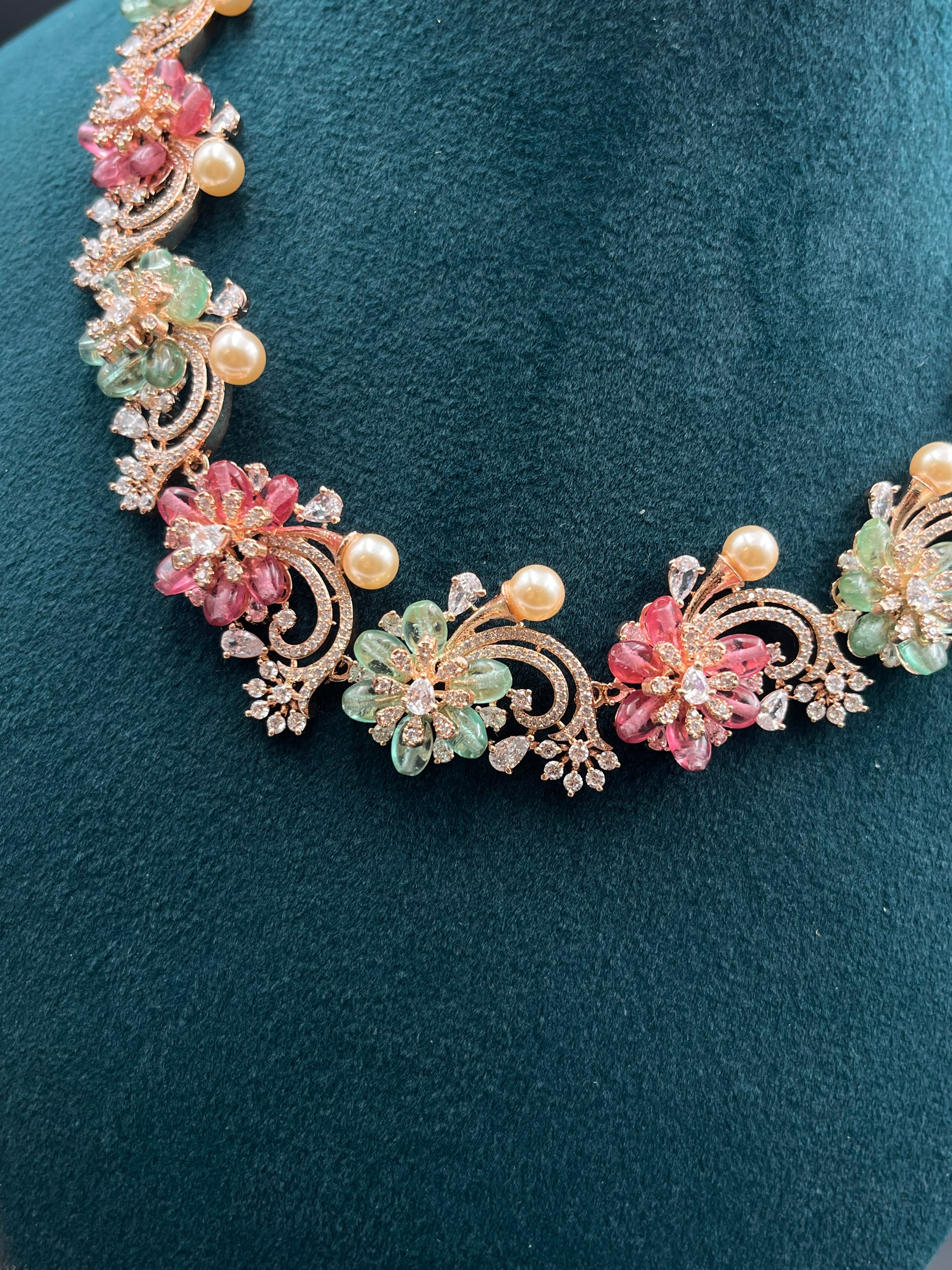 KESHORI NECKLACE