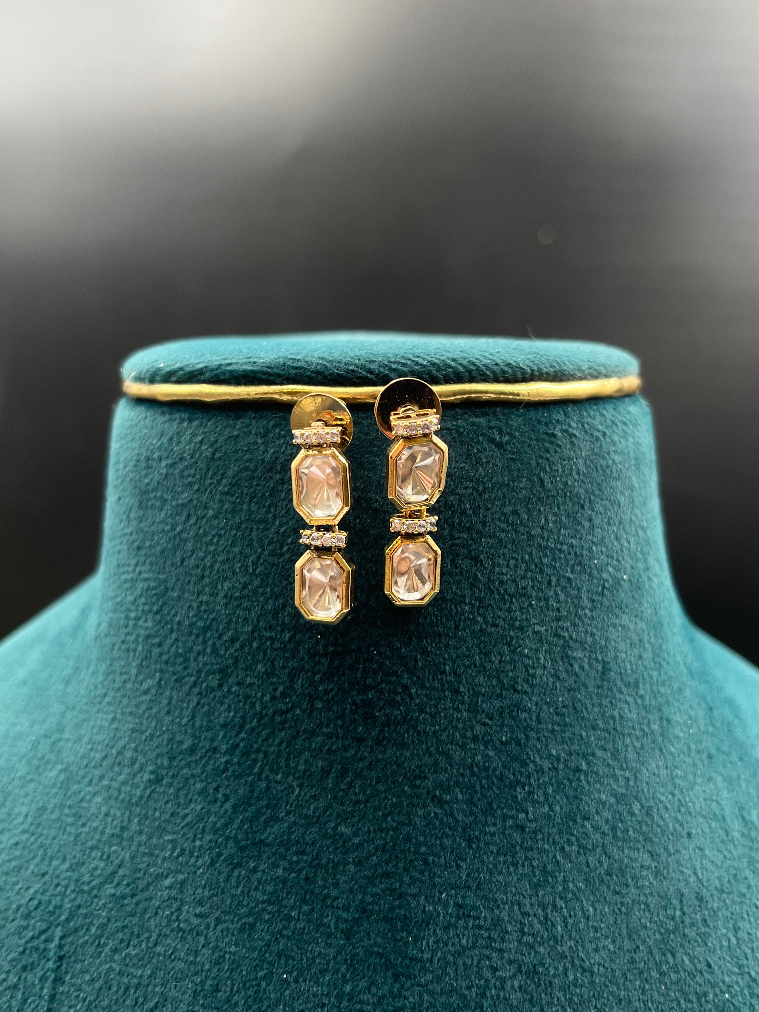 SHUSHI NECKLACE
