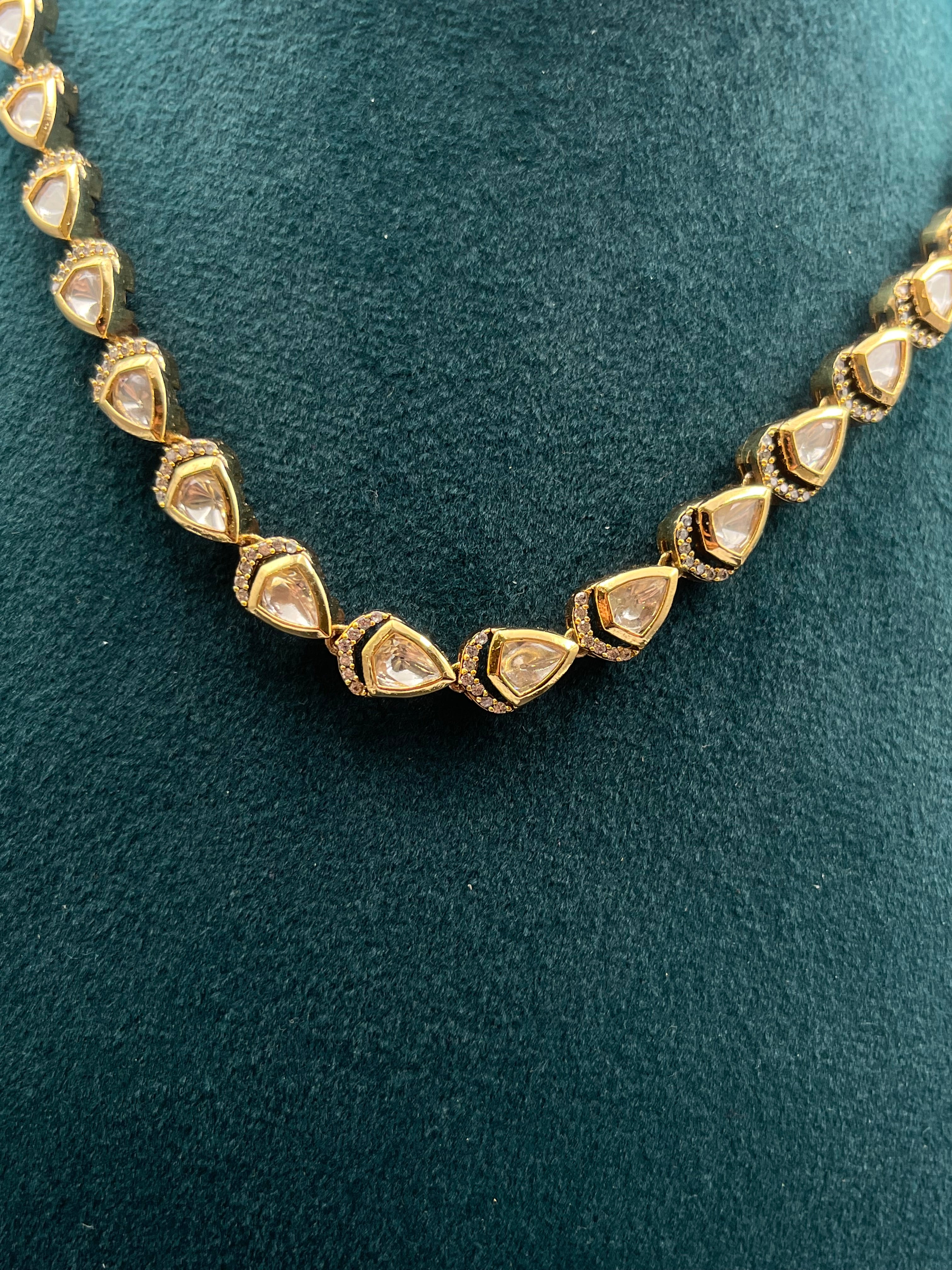 LAXITA NECKLACE