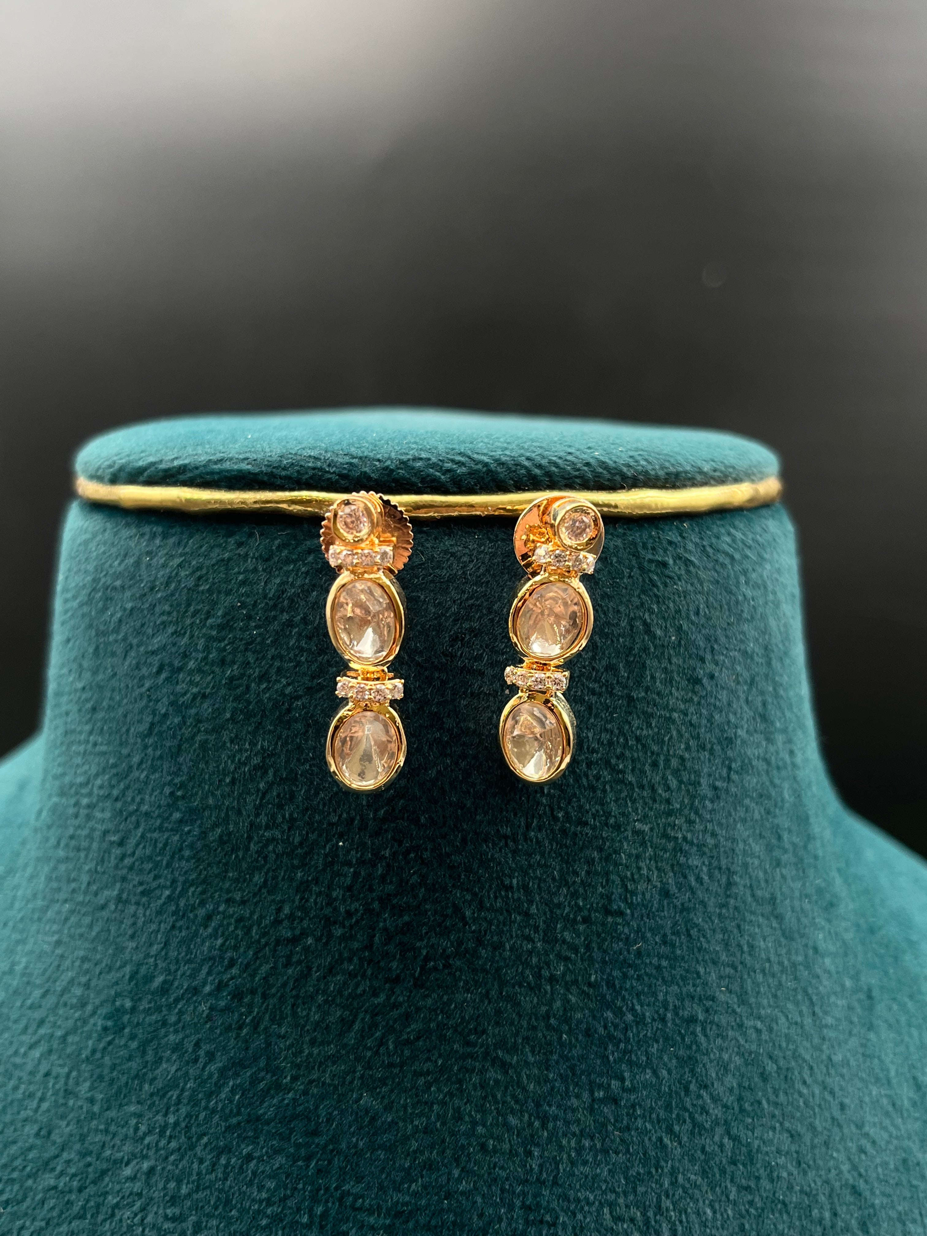 KOMAL NECKLACE