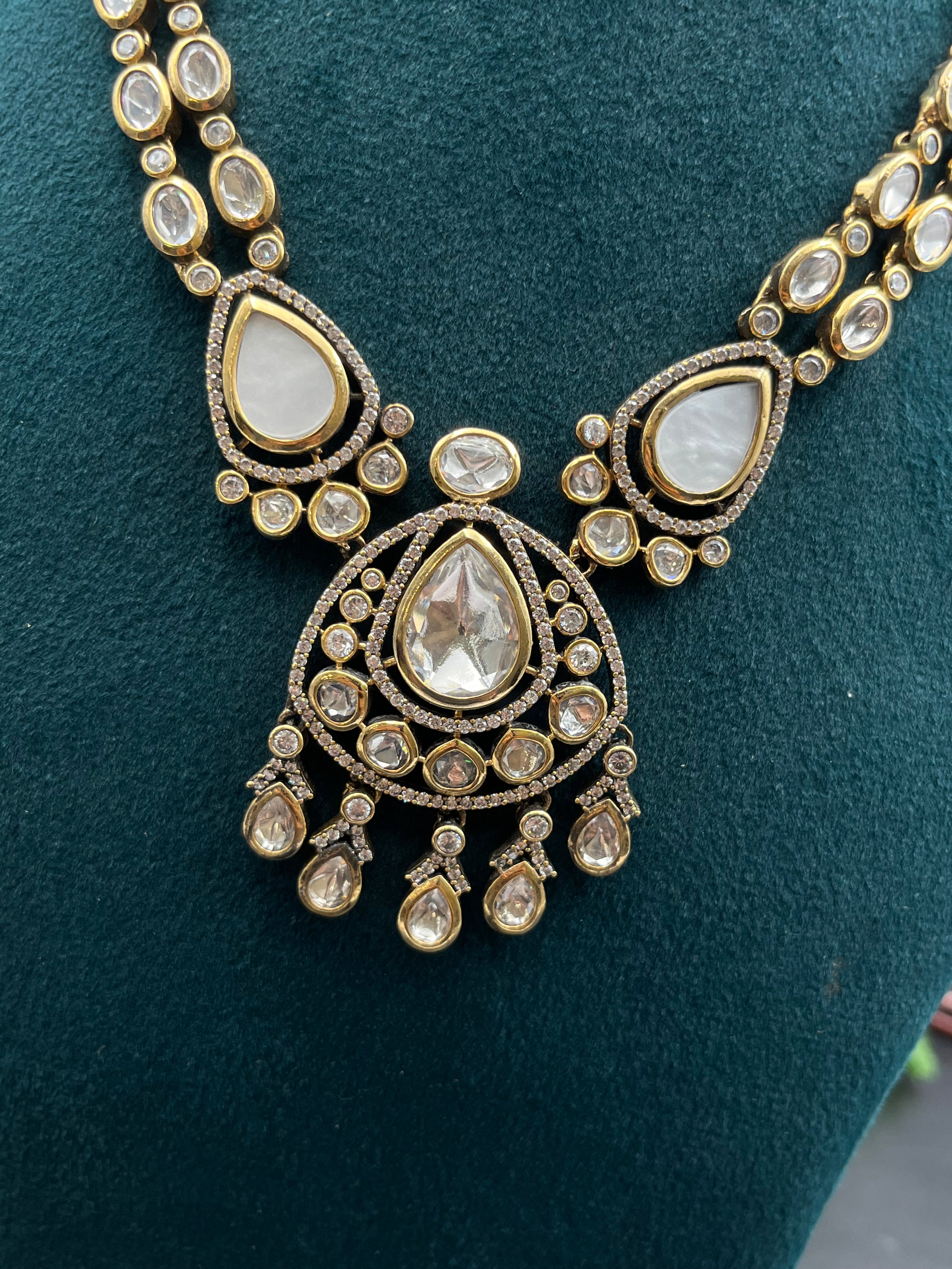 TEJA NECKLACE