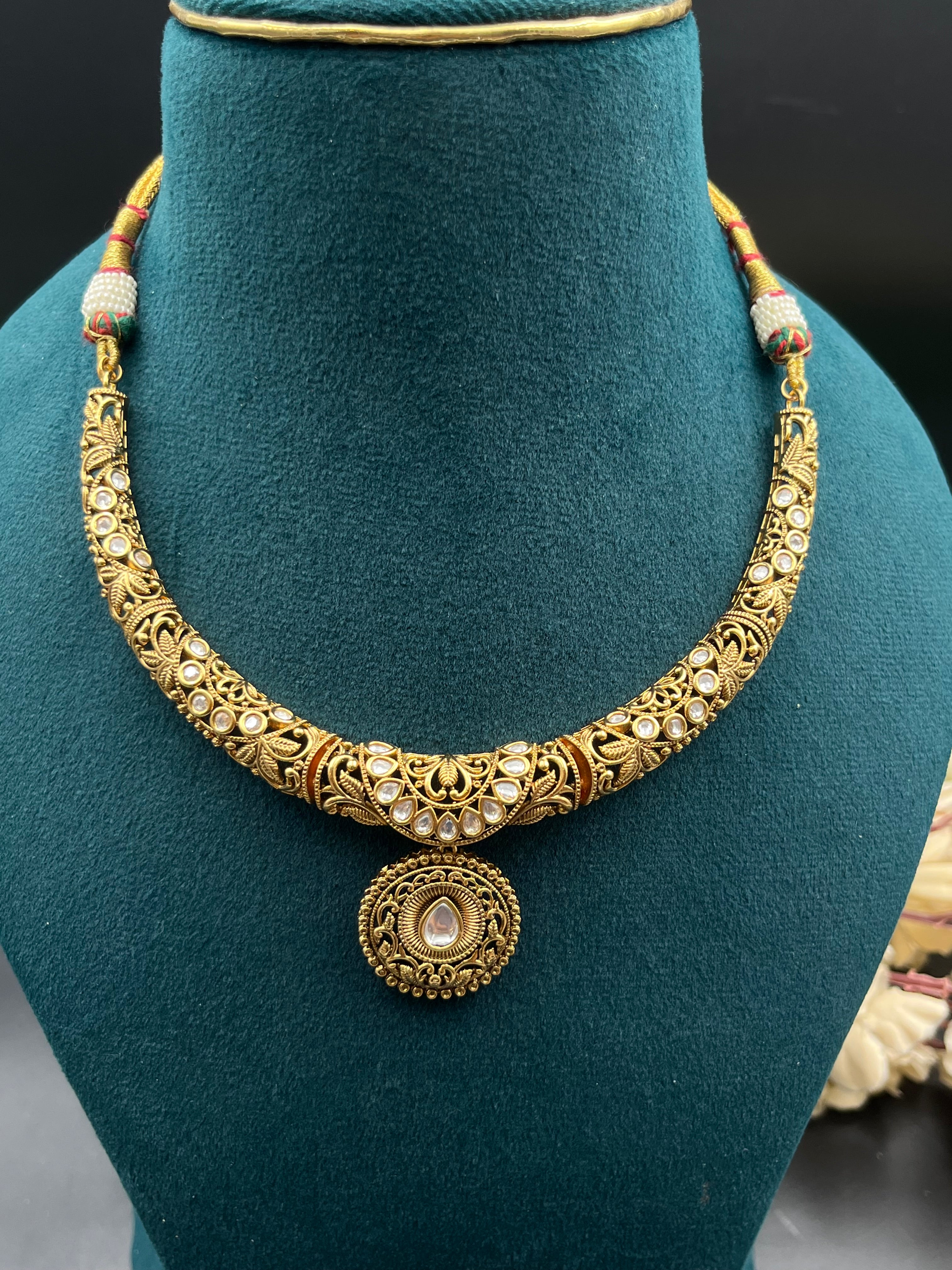 SIKHA NECKLACE