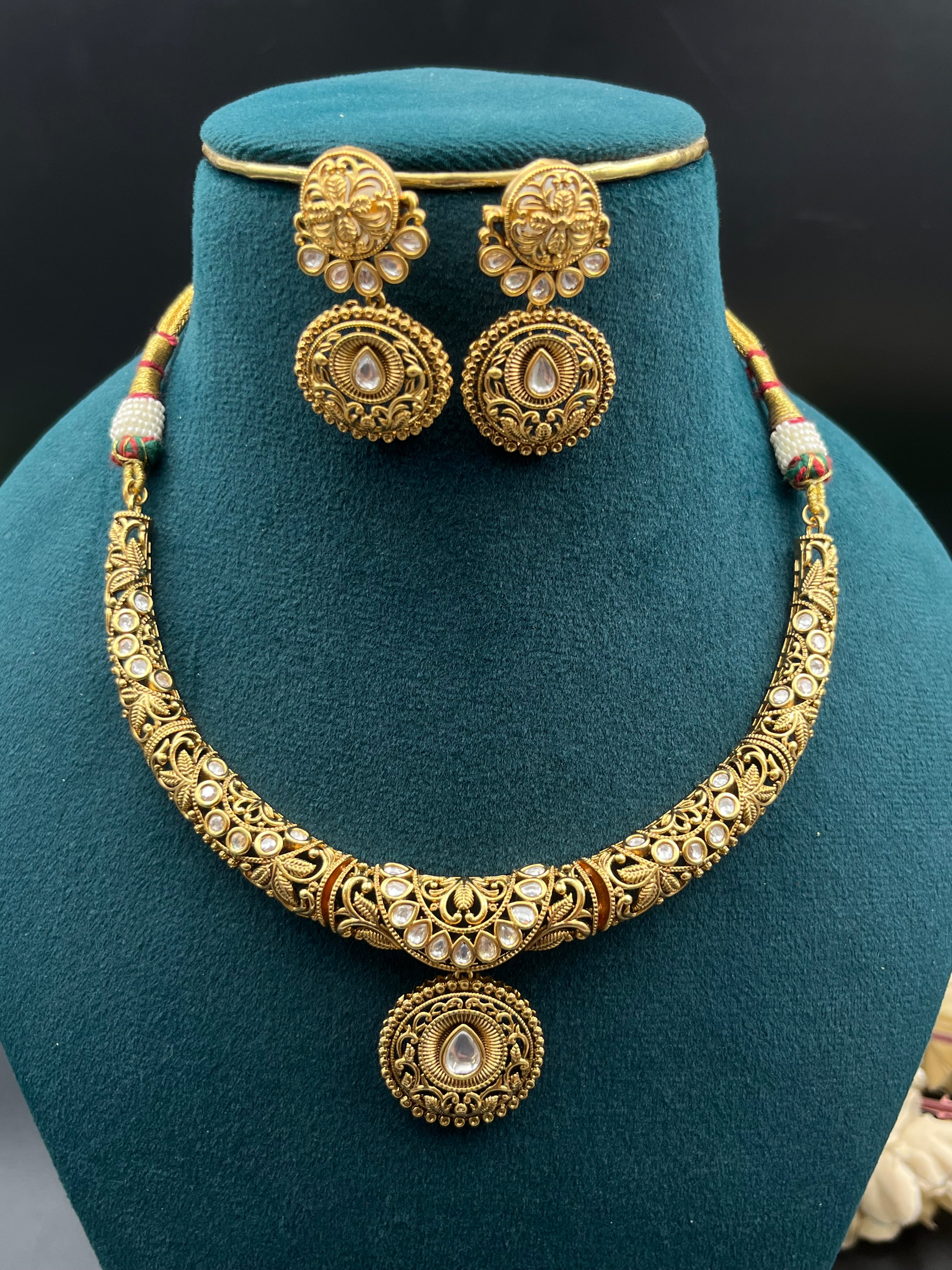 SIKHA NECKLACE