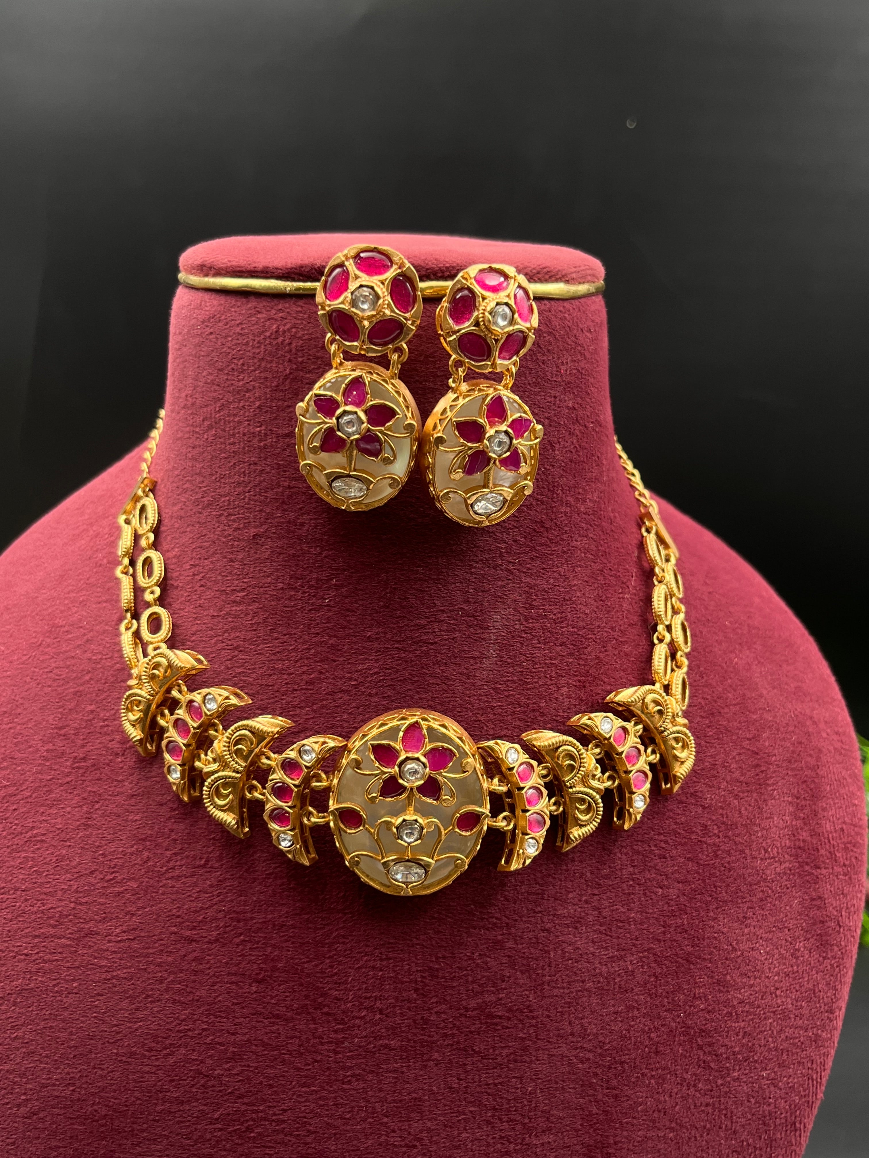 SUNAKASHI NECKLACE